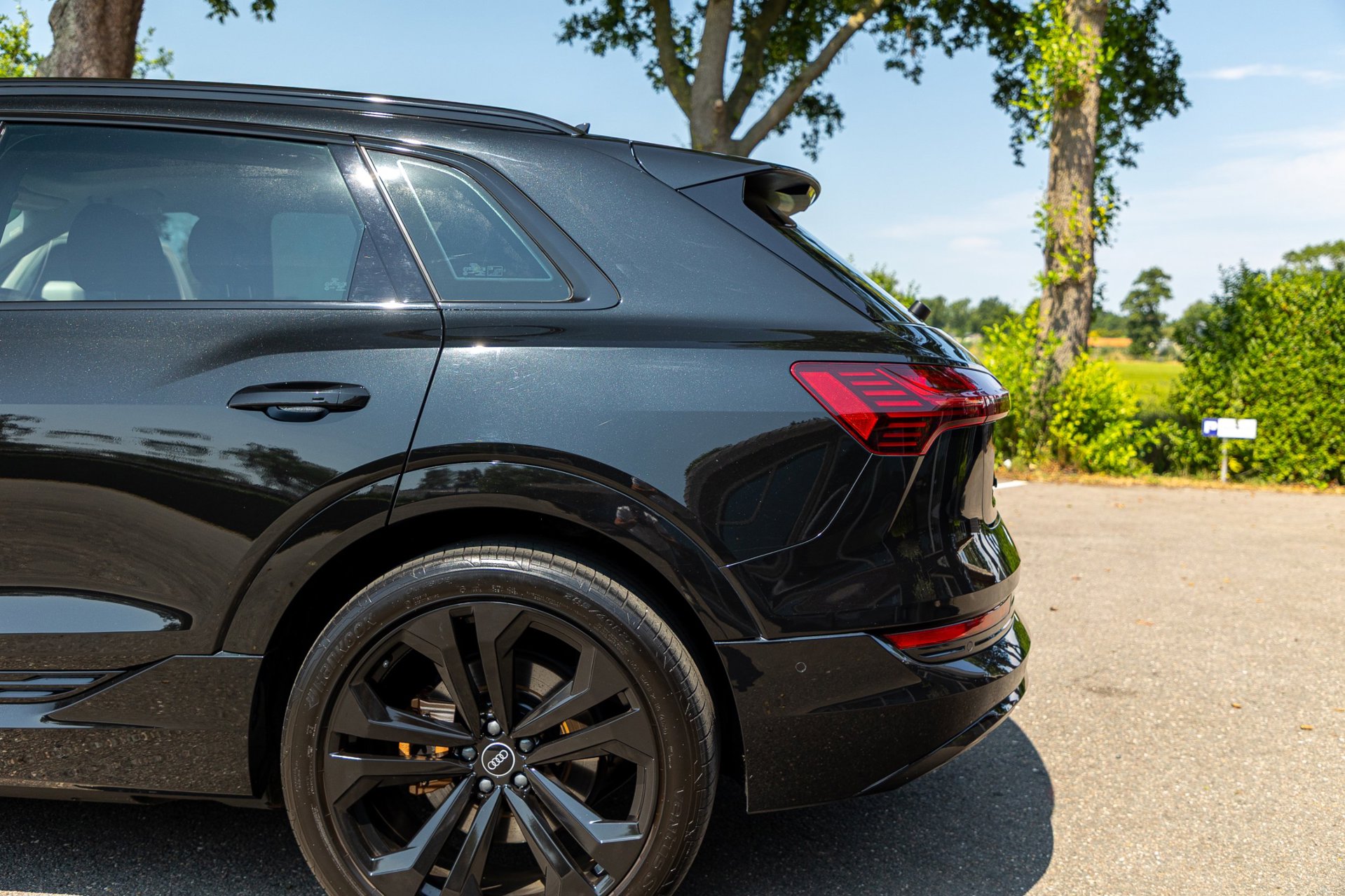 Foto van Audi E-tron