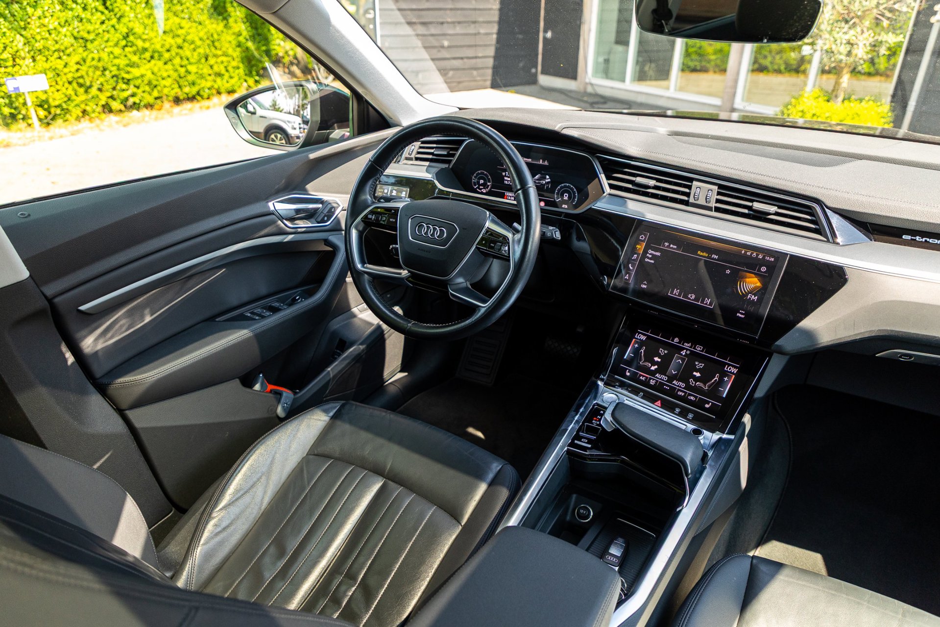 Foto van Audi E-tron