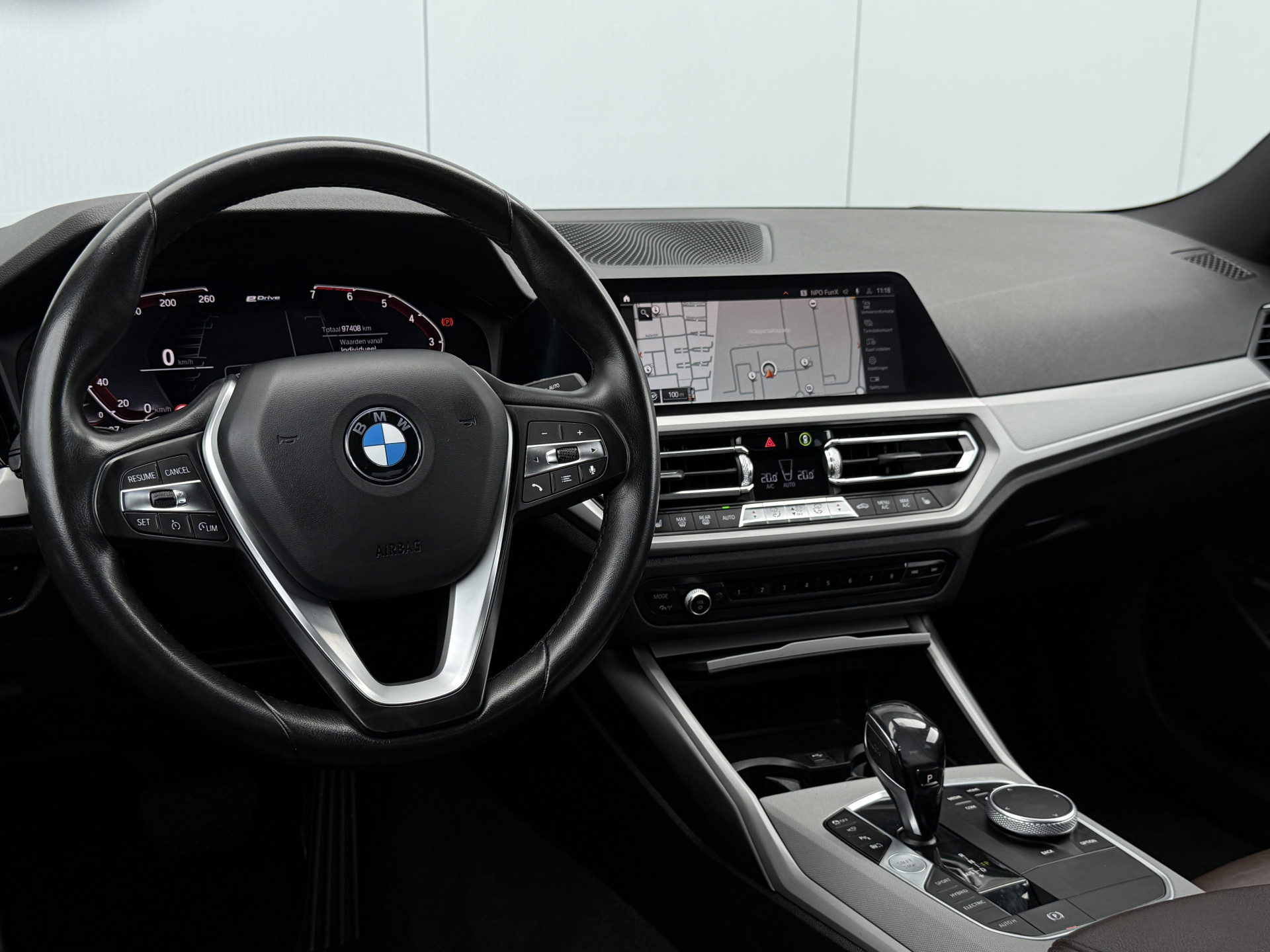 Foto van BMW 330e