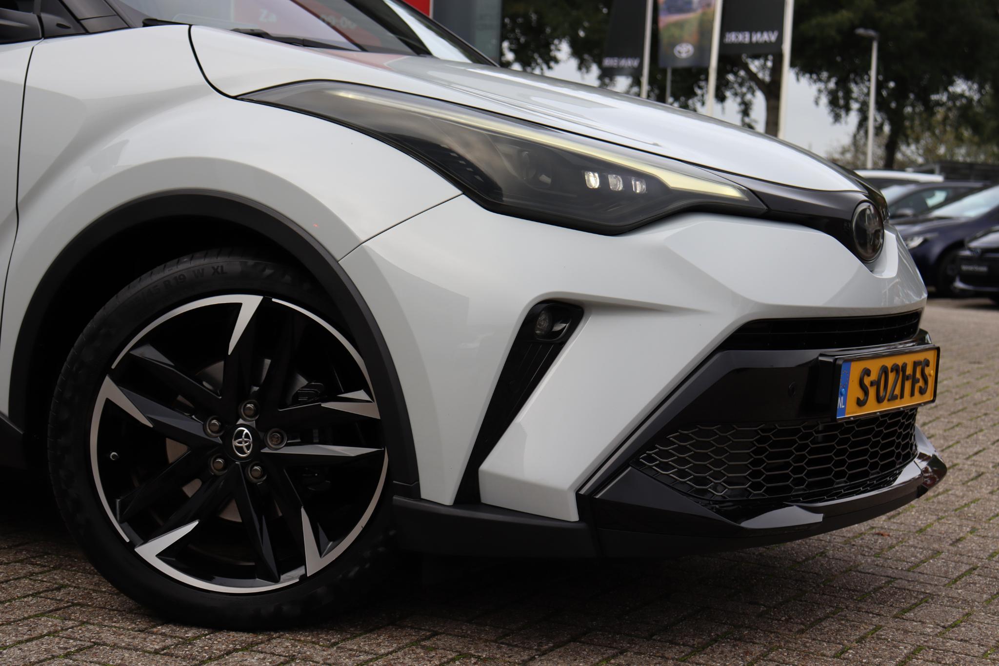 Foto van Toyota Toyota C-hr