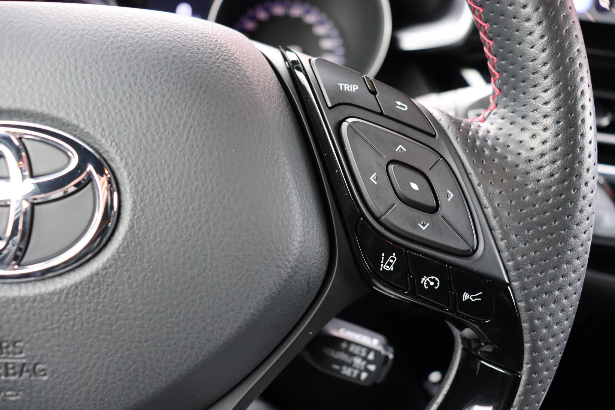 Foto van Toyota Toyota C-hr