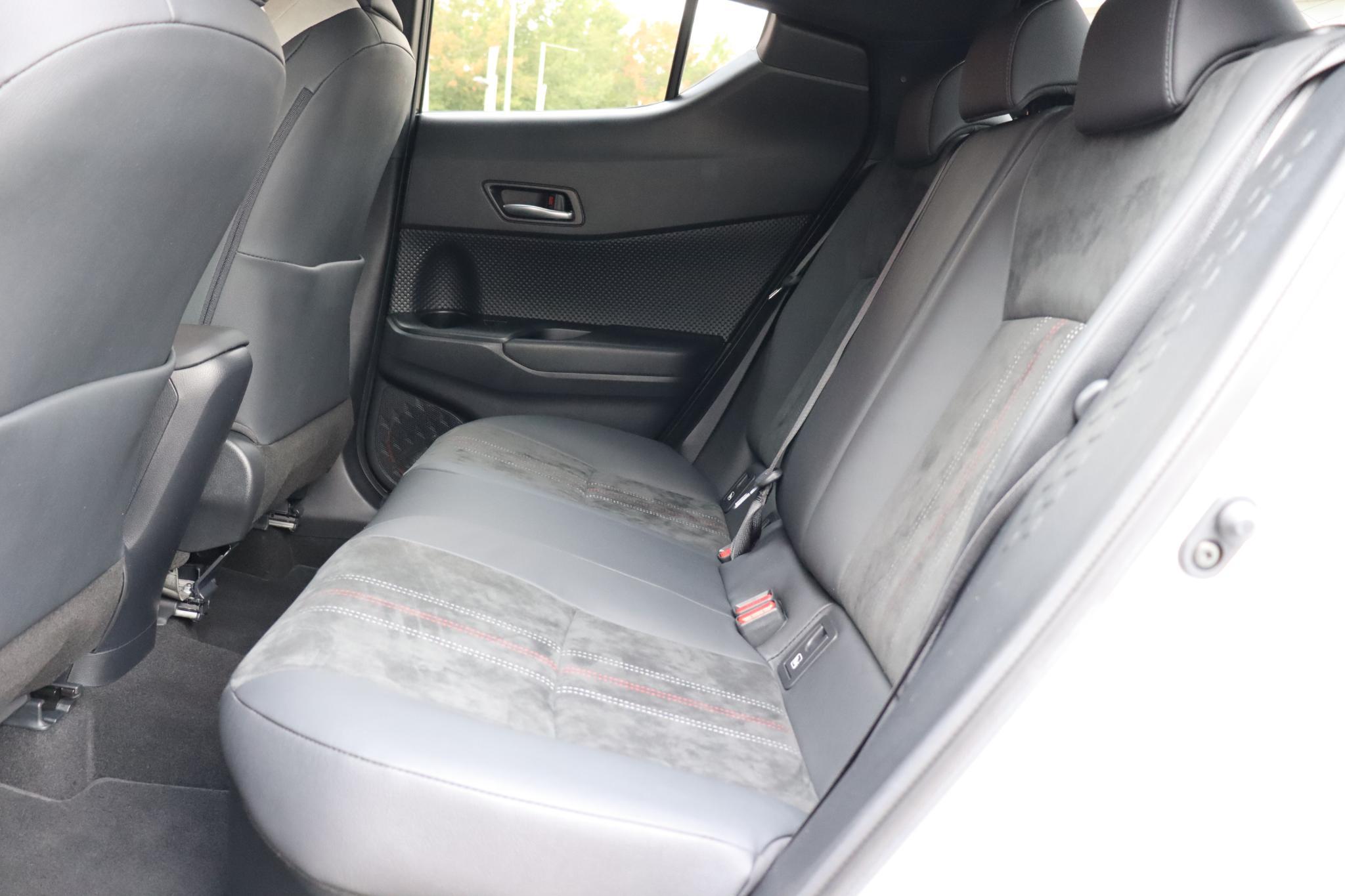 Foto van Toyota Toyota C-hr