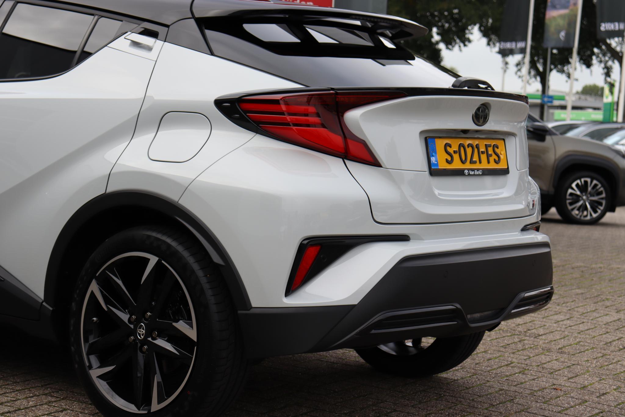 Foto van Toyota Toyota C-hr
