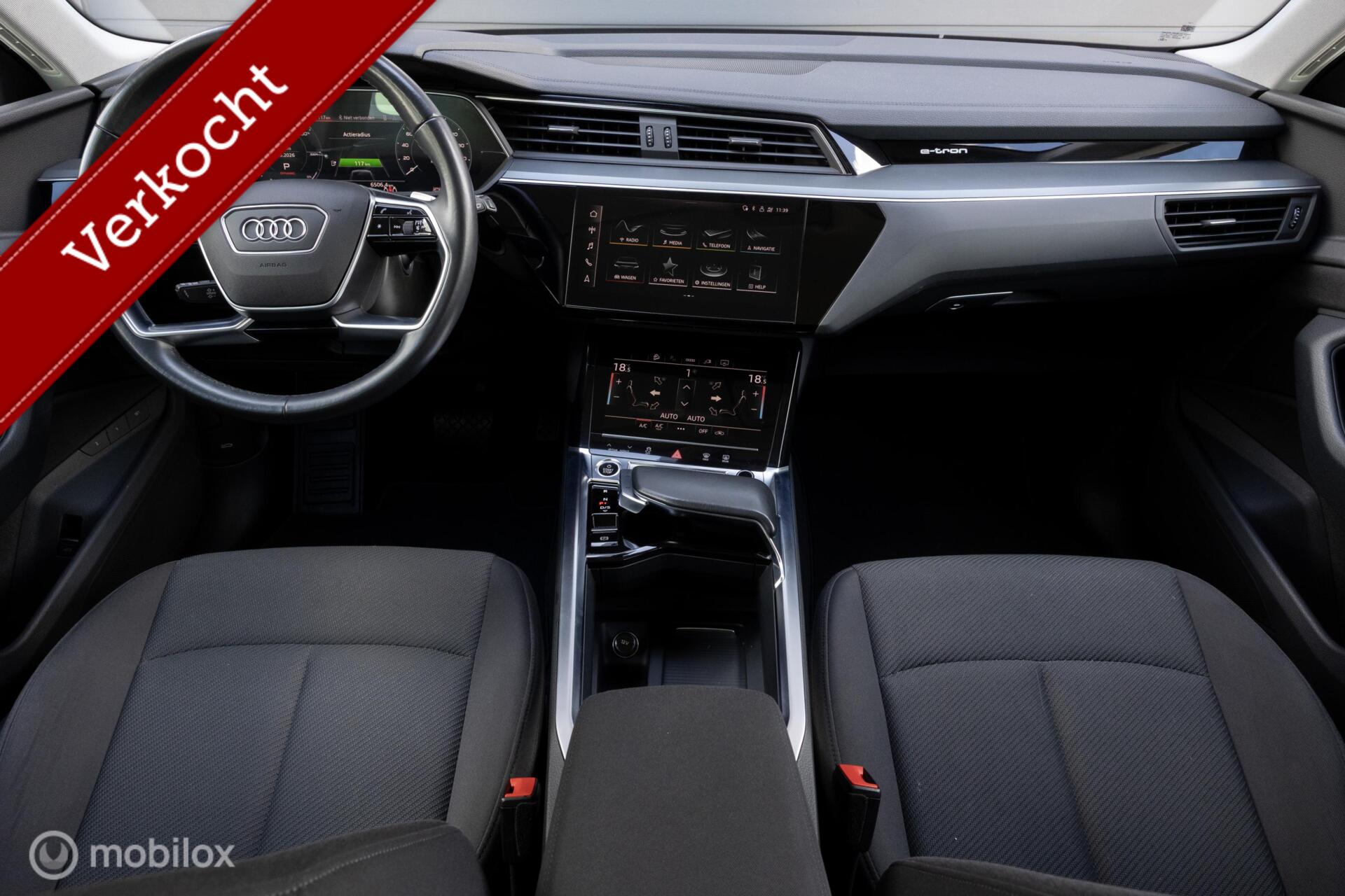 Foto van Audi E-tron 50