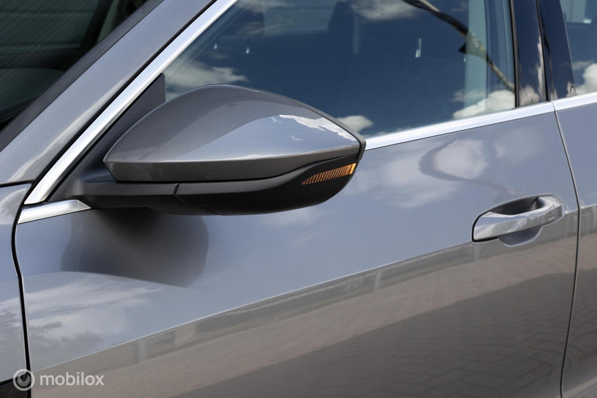 Foto van Audi E-tron 50