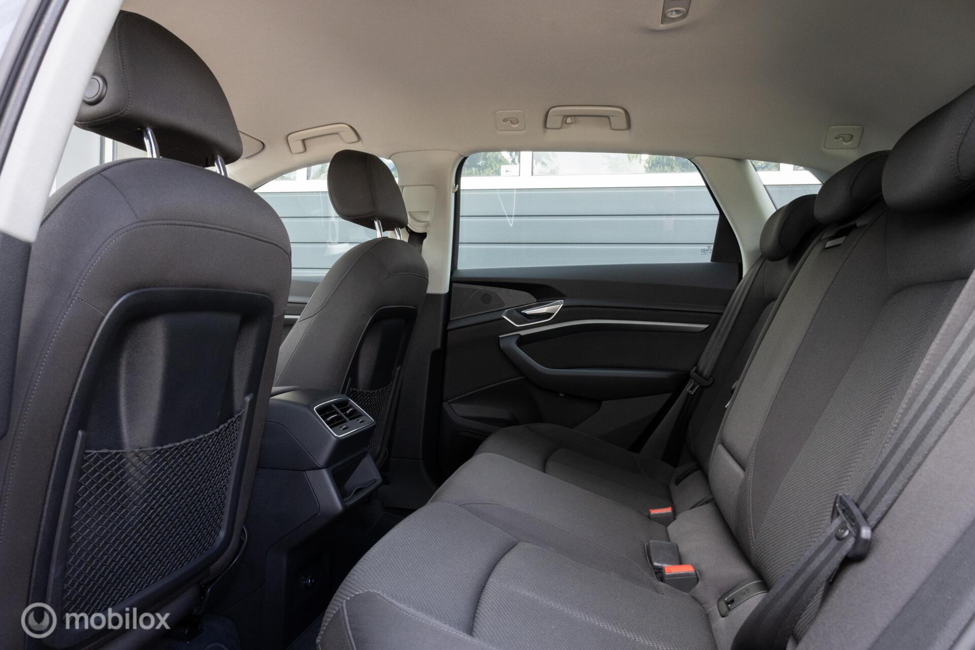 Foto van Audi E-tron 50