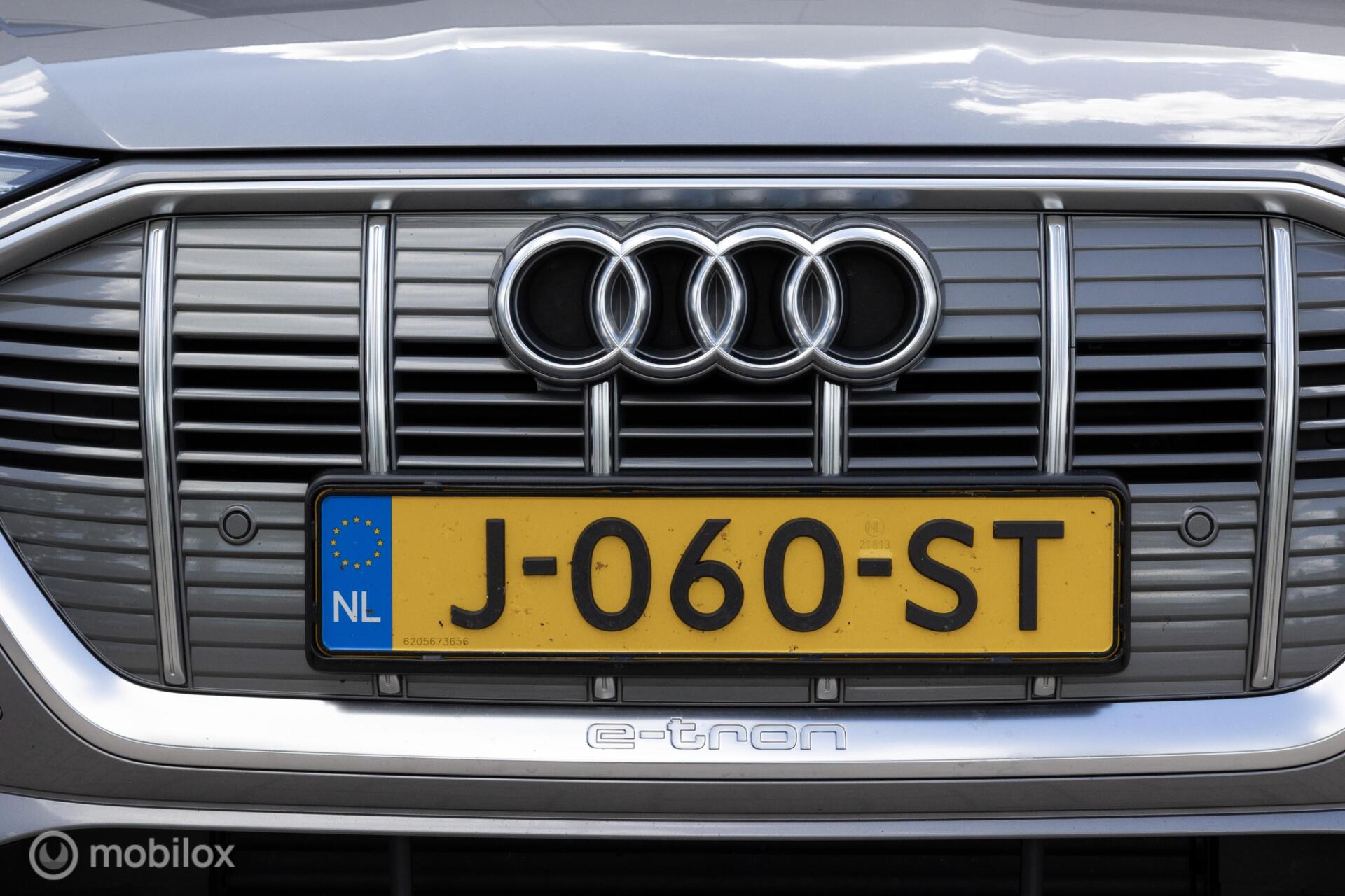 Foto van Audi E-tron 50