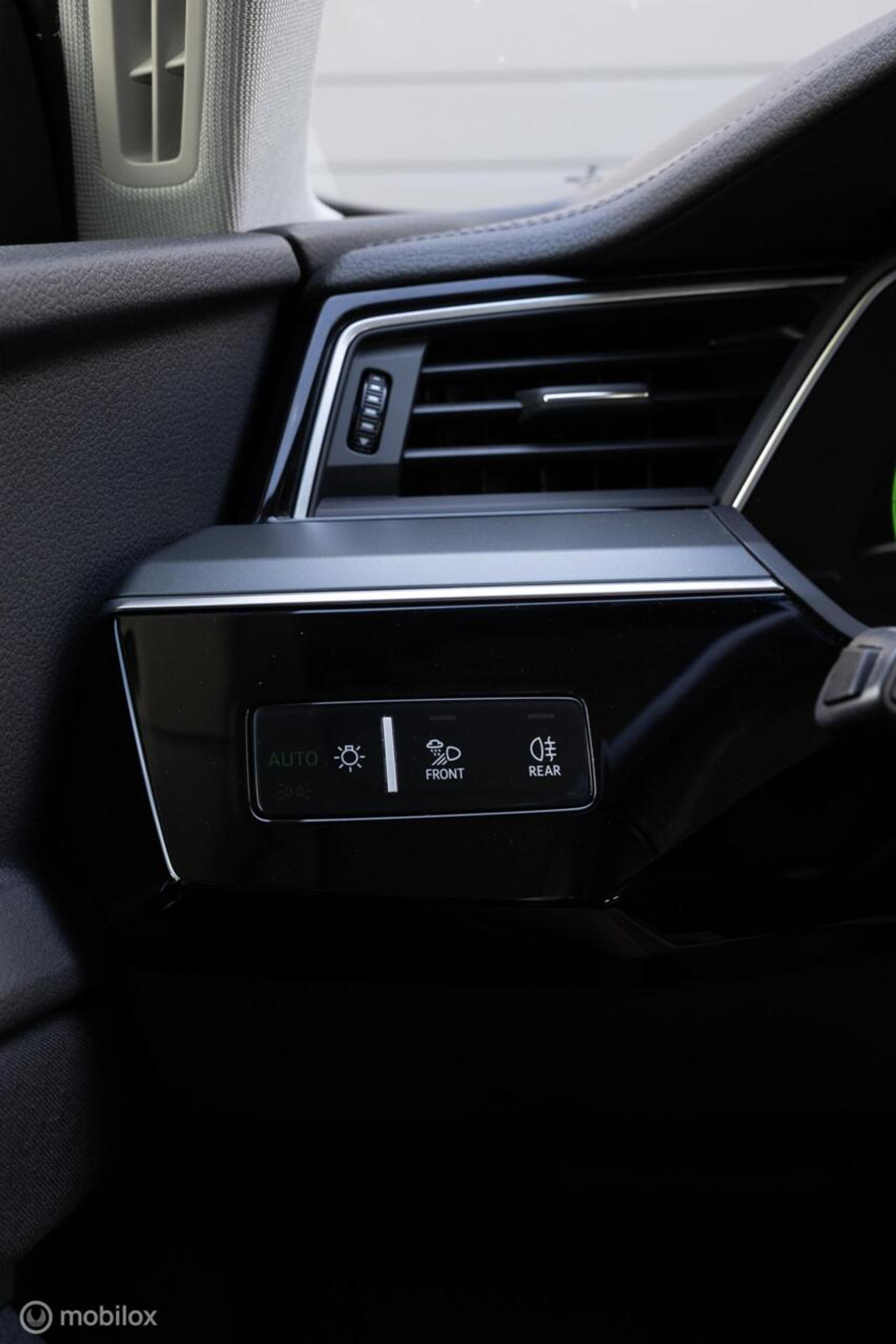 Foto van Audi E-tron 50