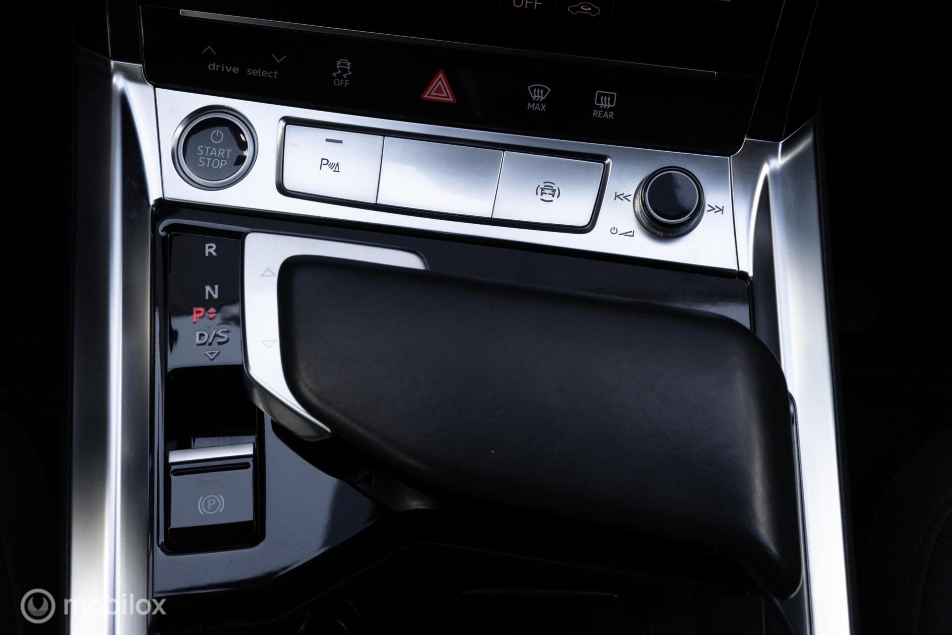 Foto van Audi E-tron 50
