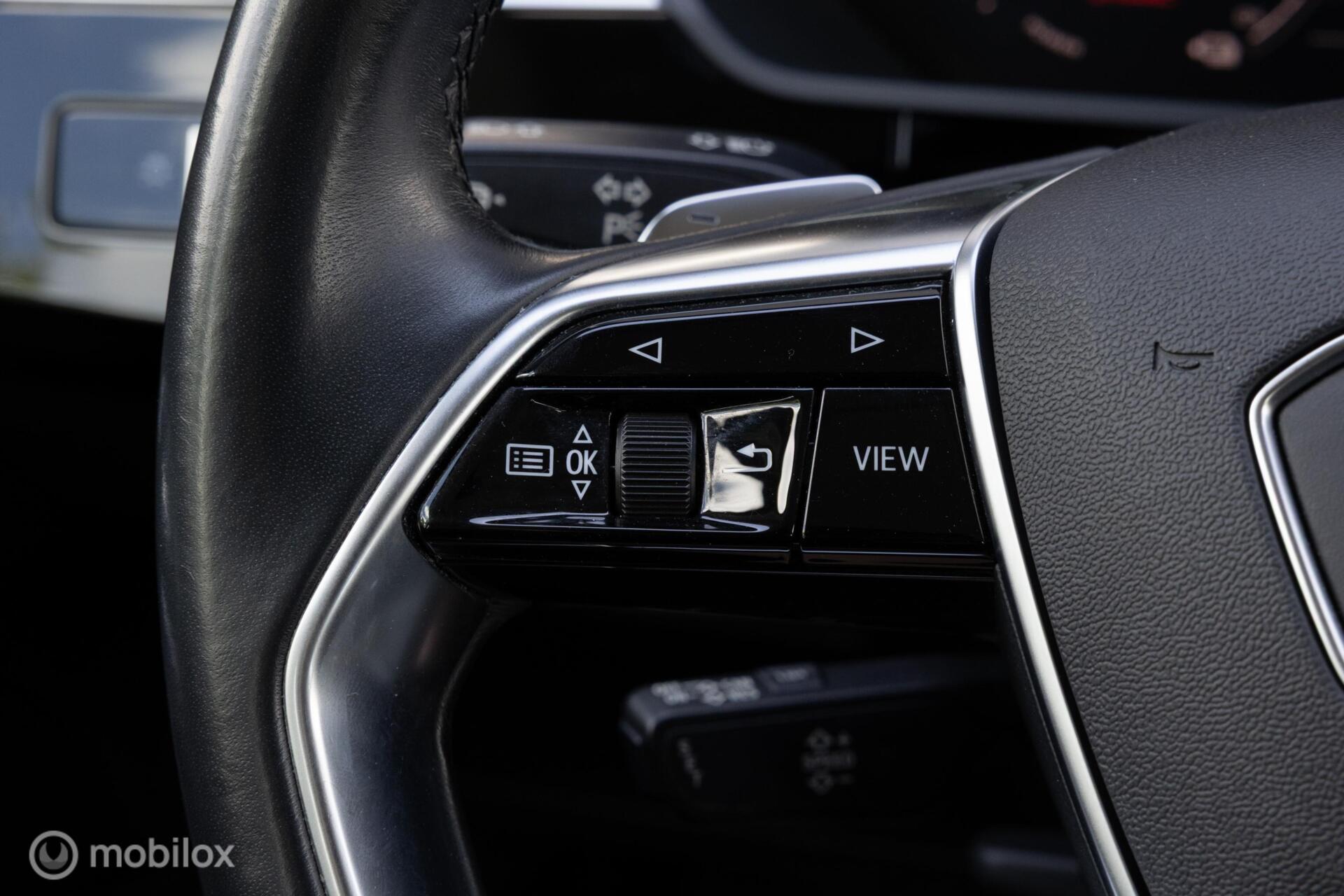 Foto van Audi E-tron 50