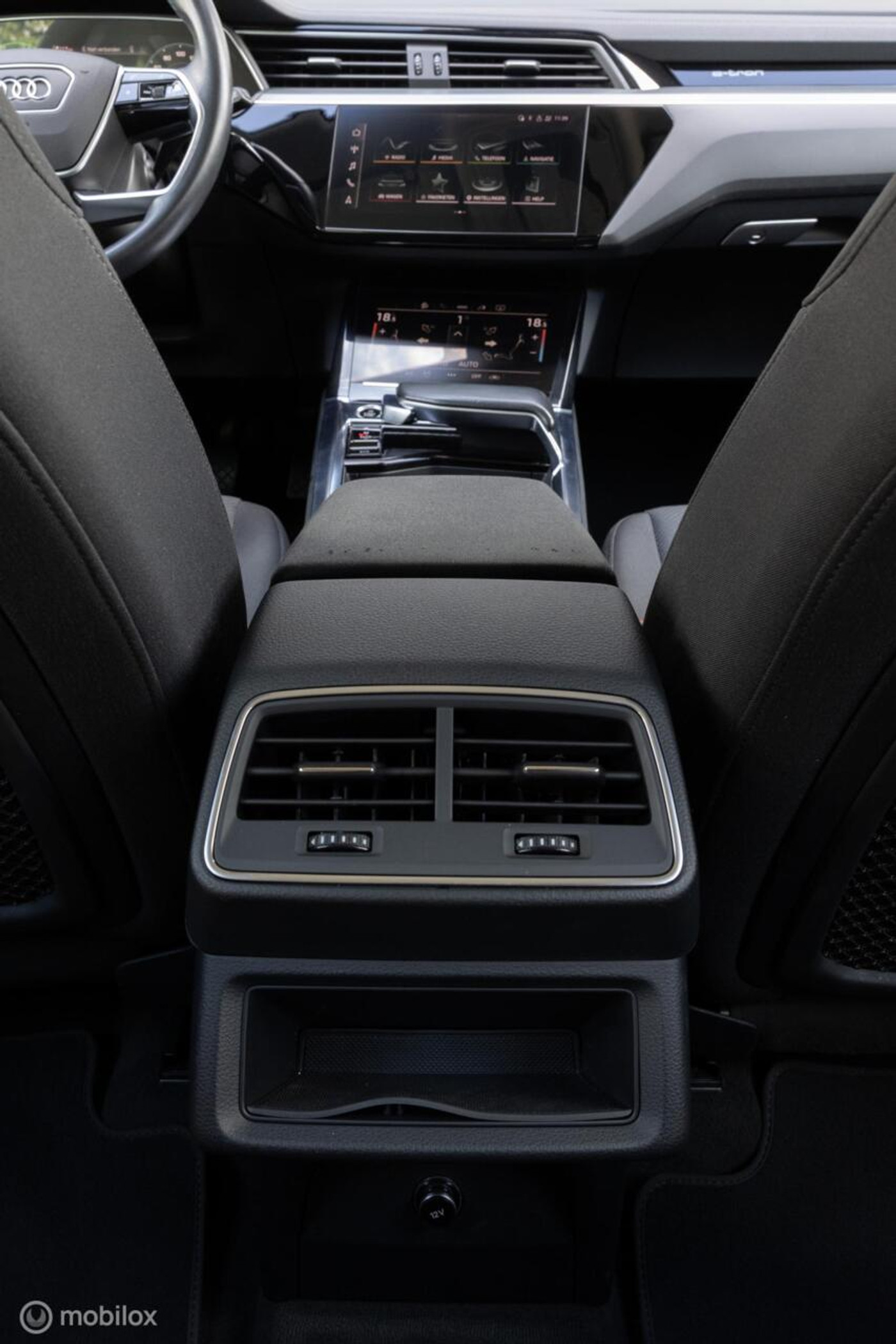 Foto van Audi E-tron 50