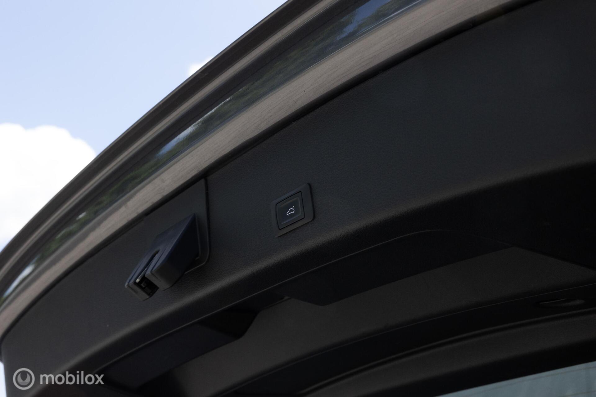 Foto van Audi E-tron 50
