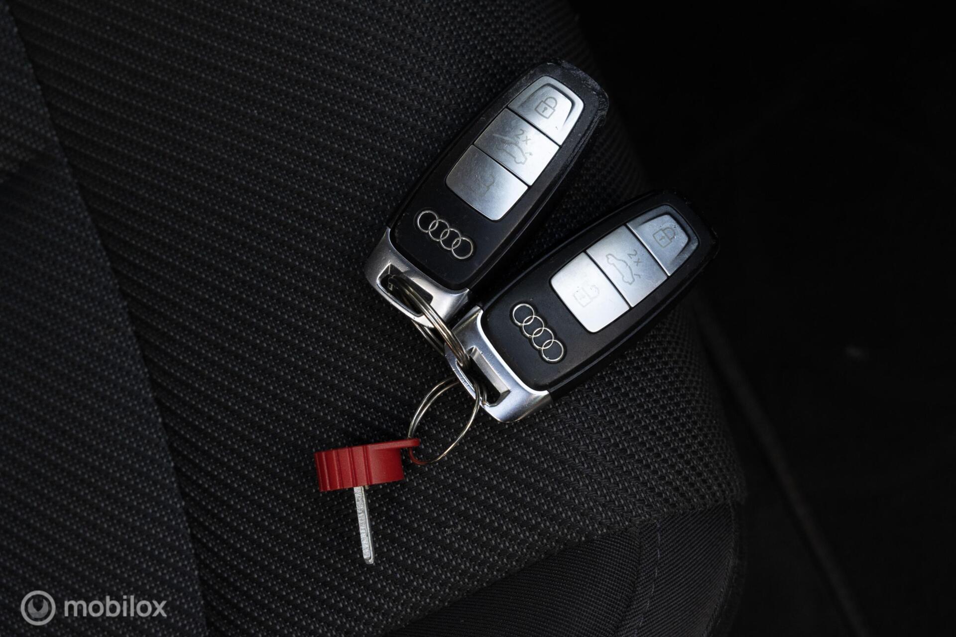 Foto van Audi E-tron 50