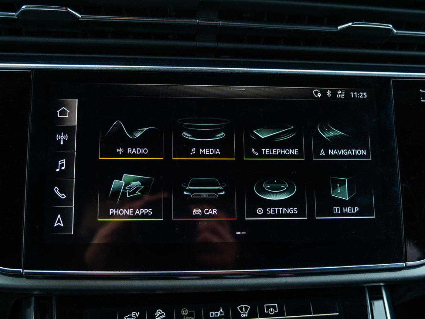 Foto van Audi Q7 55 TFSI E