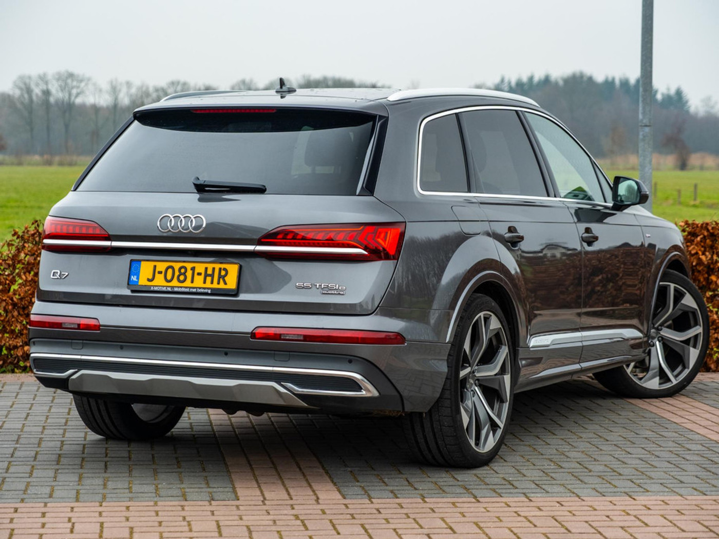 Foto van Audi Q7 55 TFSI E
