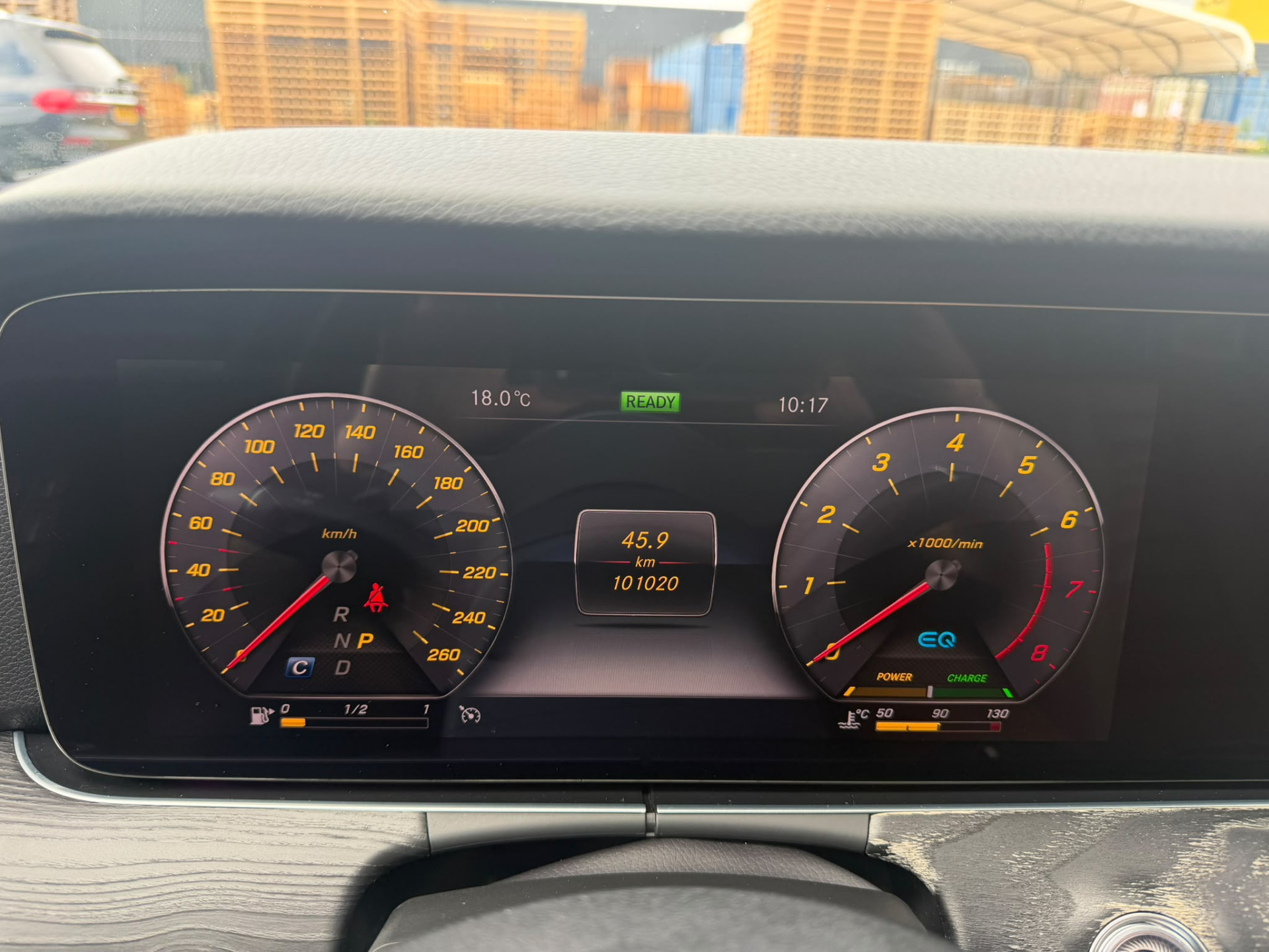 Foto van Mercedes-Benz E 200