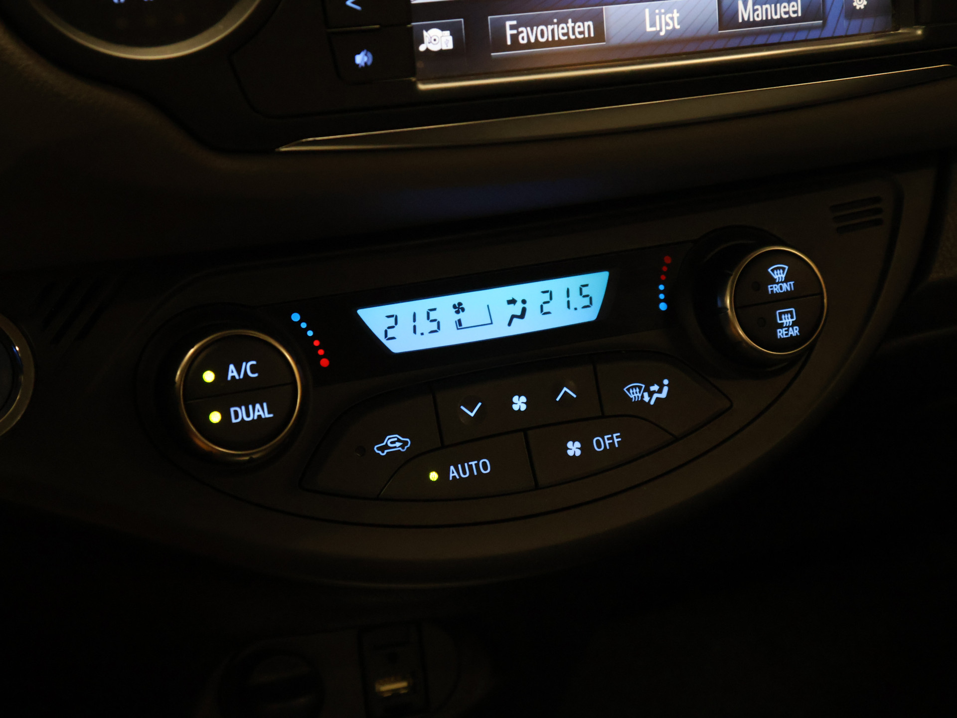 Foto van Toyota Toyota Yaris Hybrid