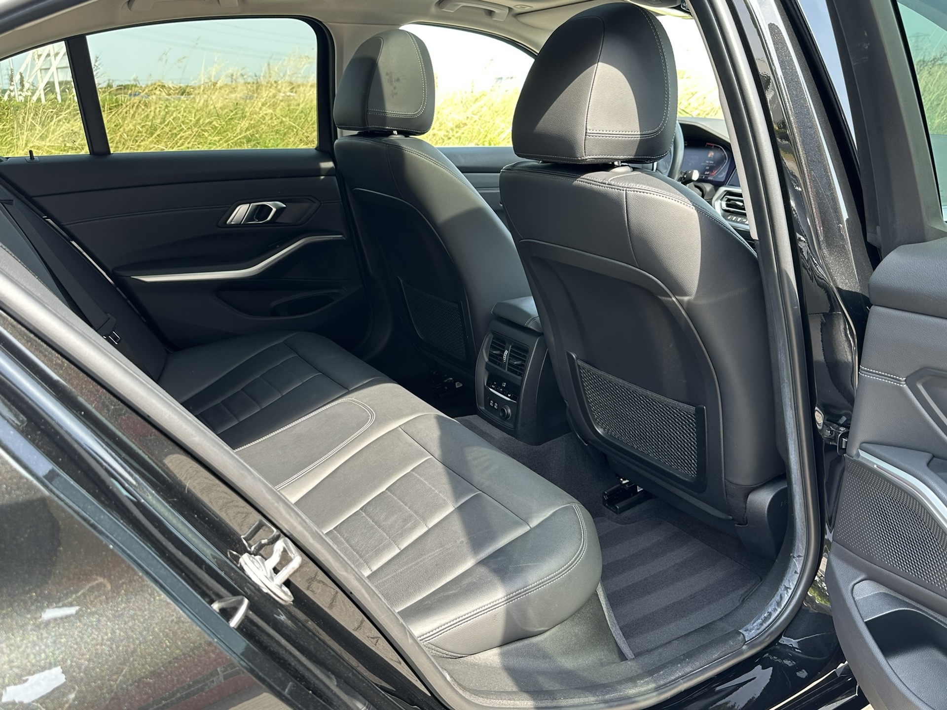 Foto van BMW 330i
