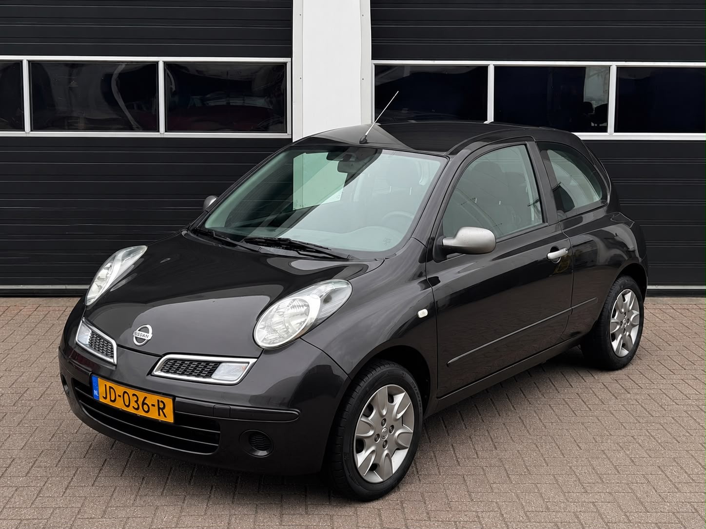 Nissan Micra 1.2 Pure 2009 - voorkant