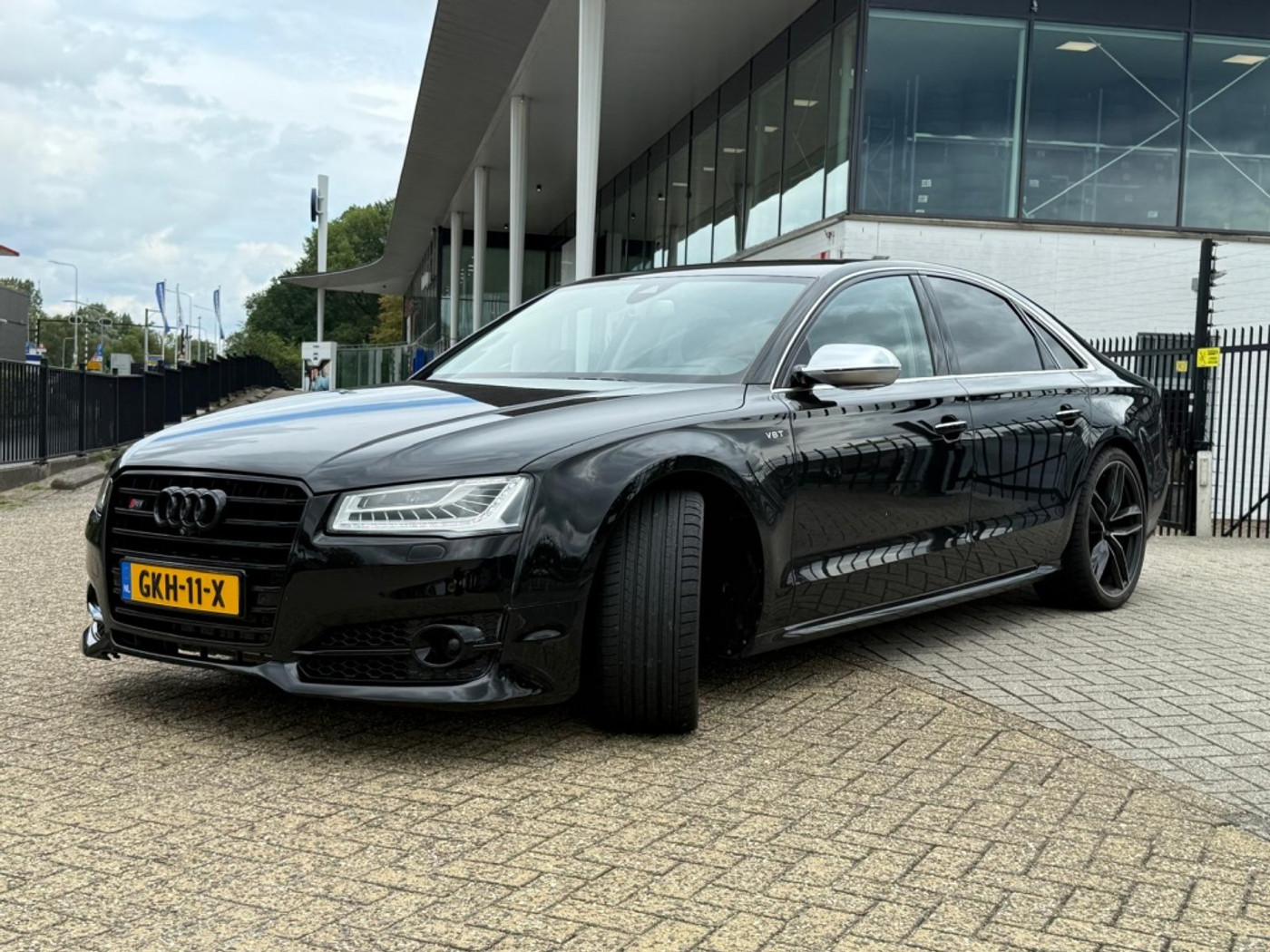 Foto van Audi S8