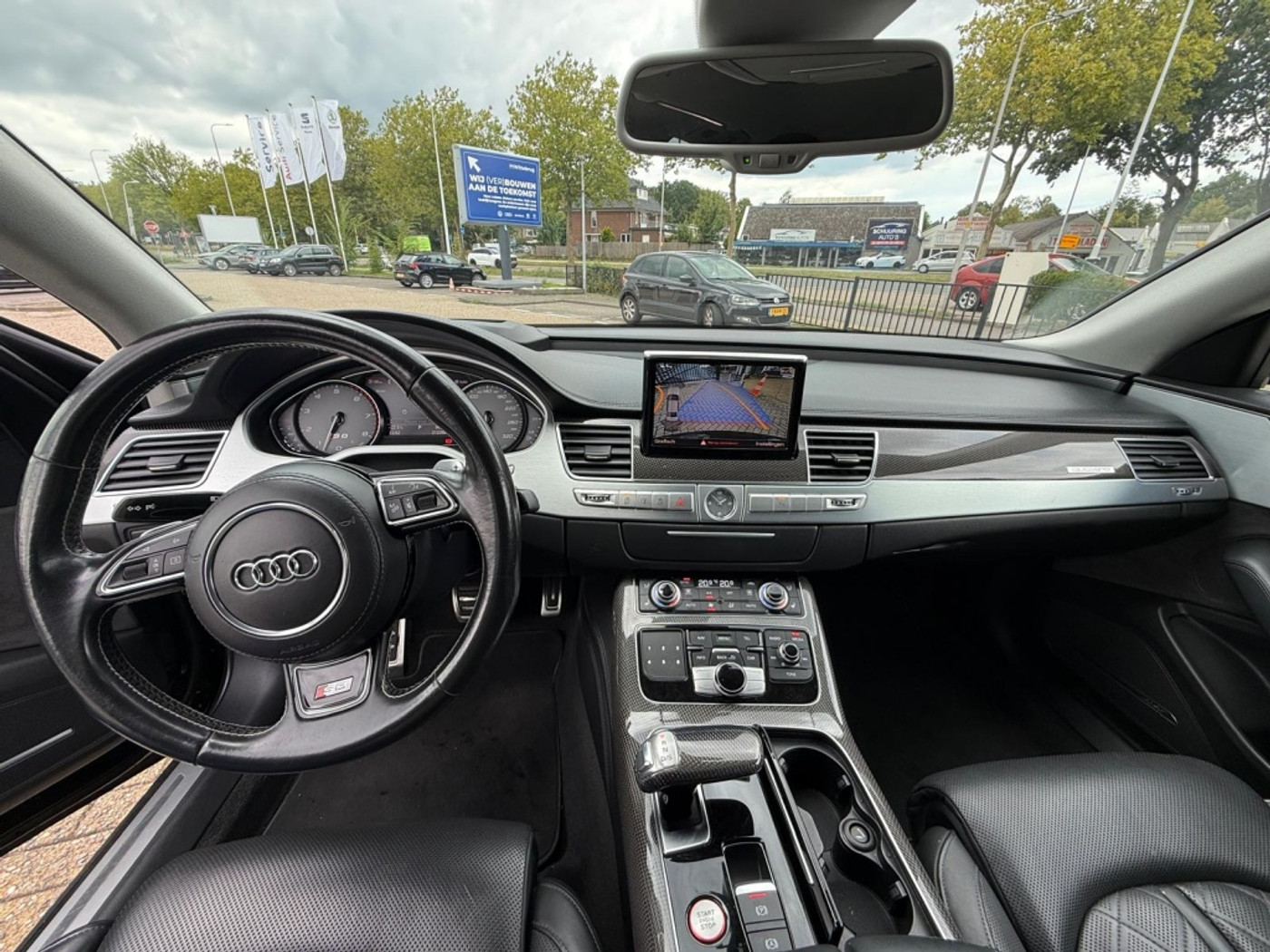Foto van Audi S8