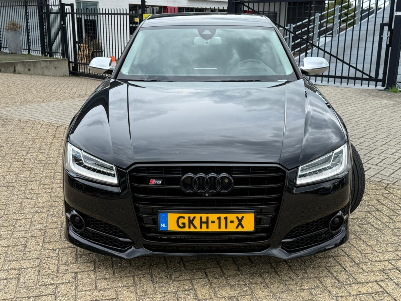 Foto van Audi S8