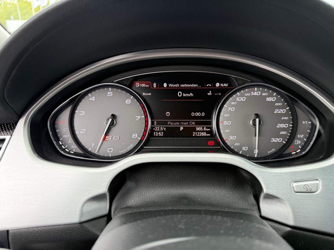 Foto van Audi S8