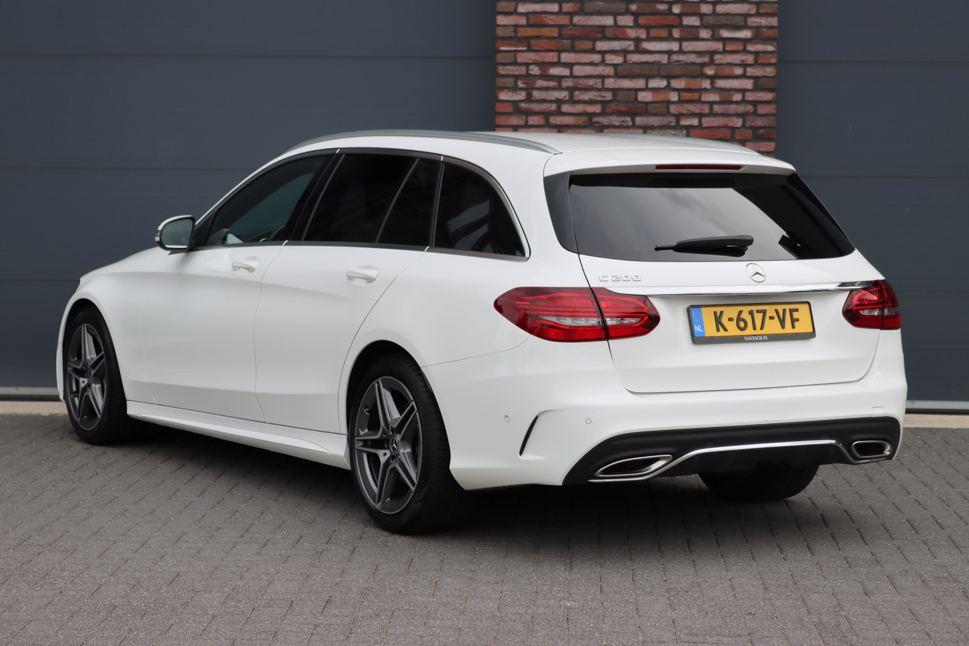Foto van Mercedes-Benz C 200