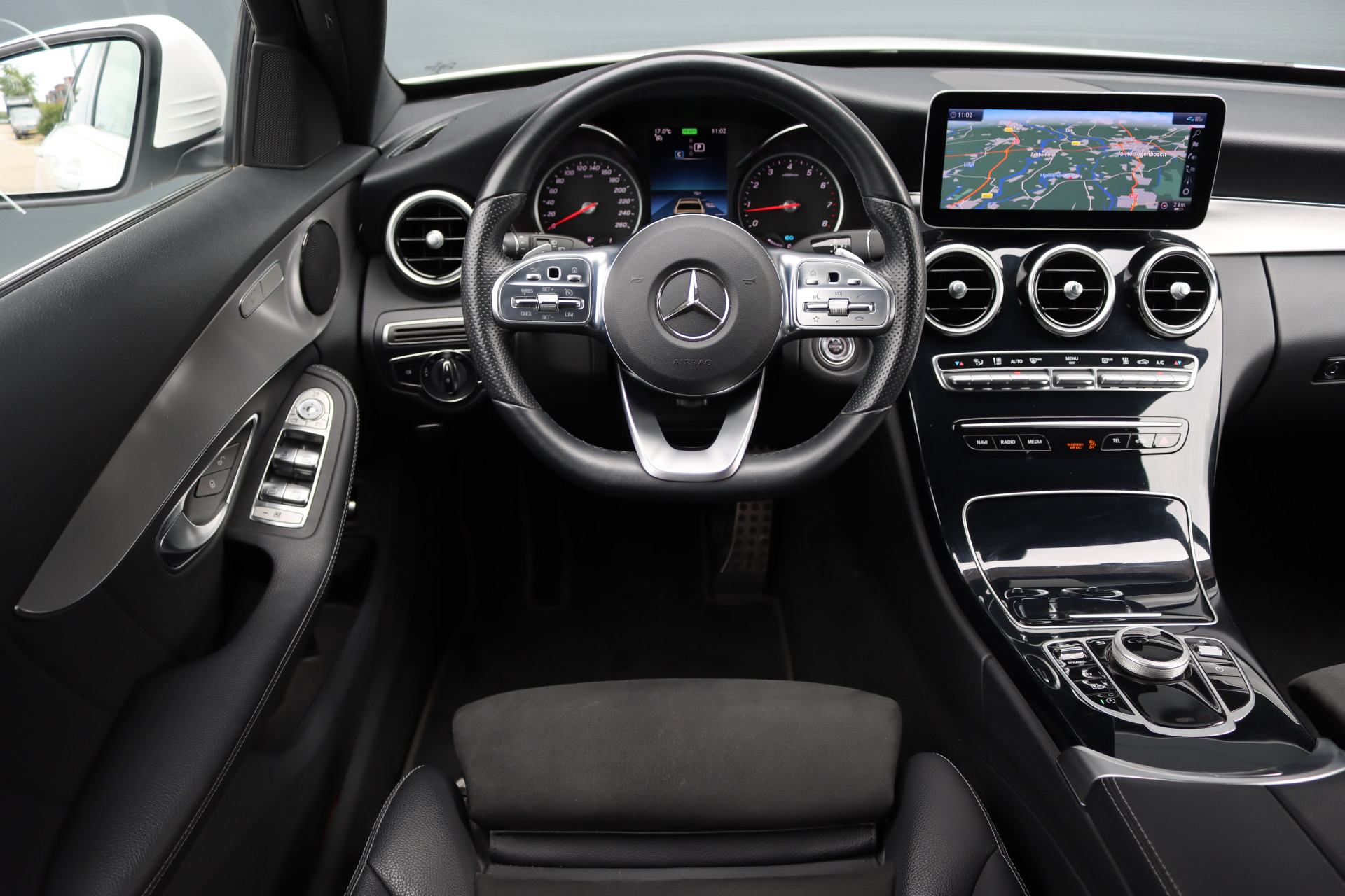 Foto van Mercedes-Benz C 200