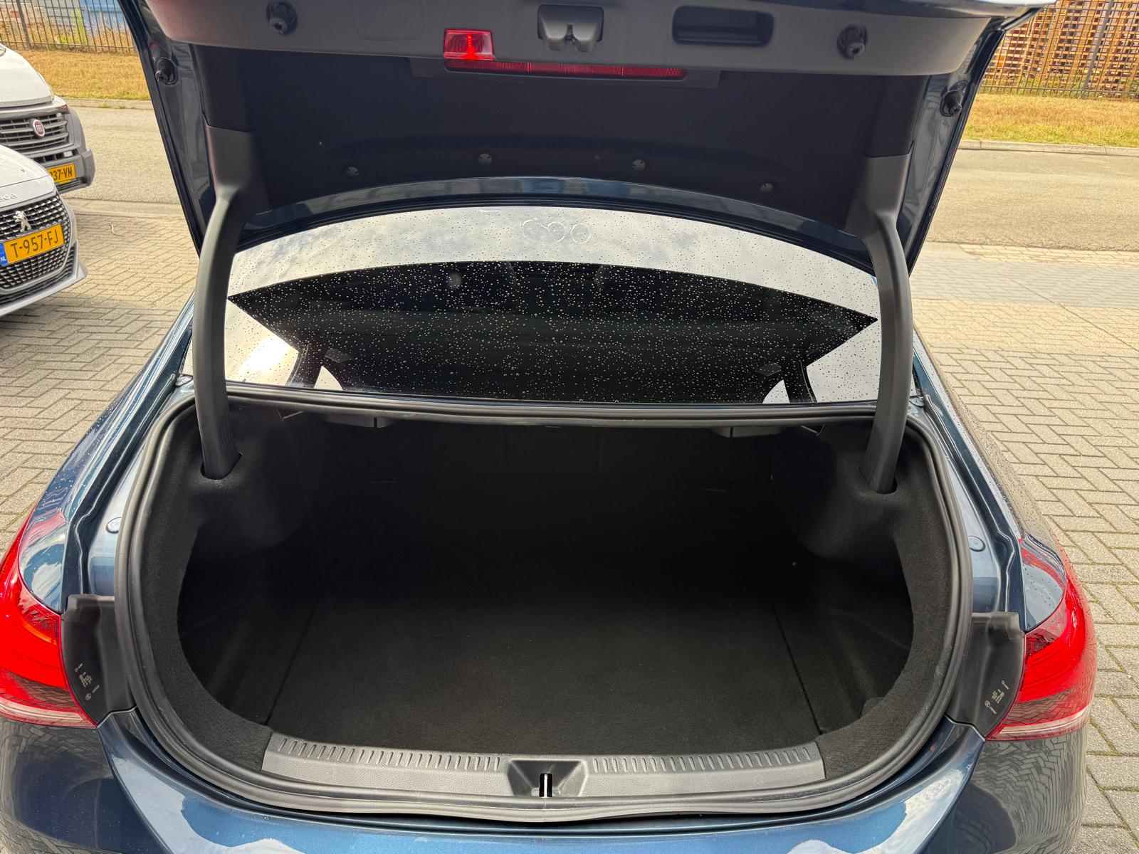 Foto van Mercedes-Benz A 250