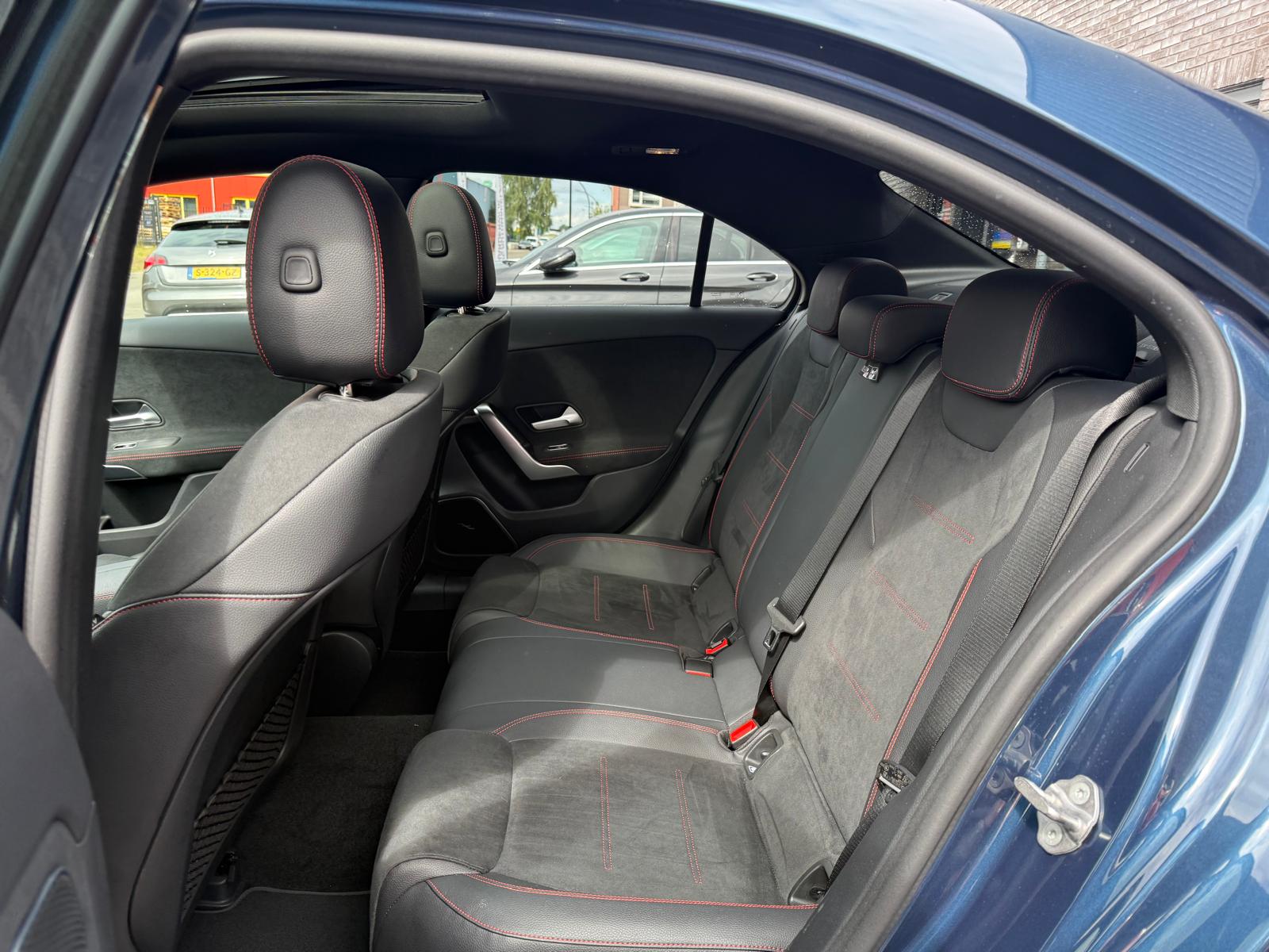 Foto van Mercedes-Benz A 250