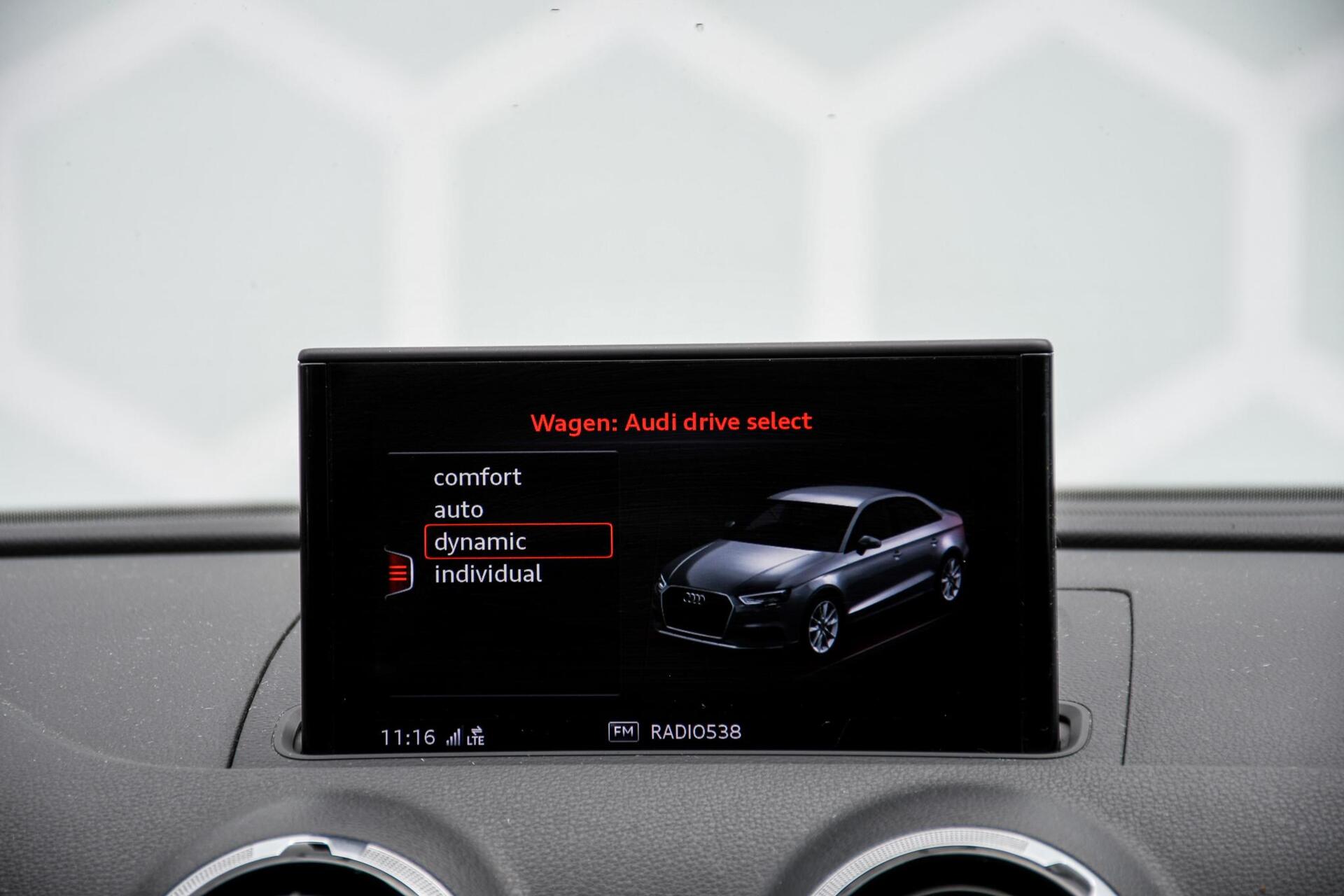 Foto van Audi A3 Limousine