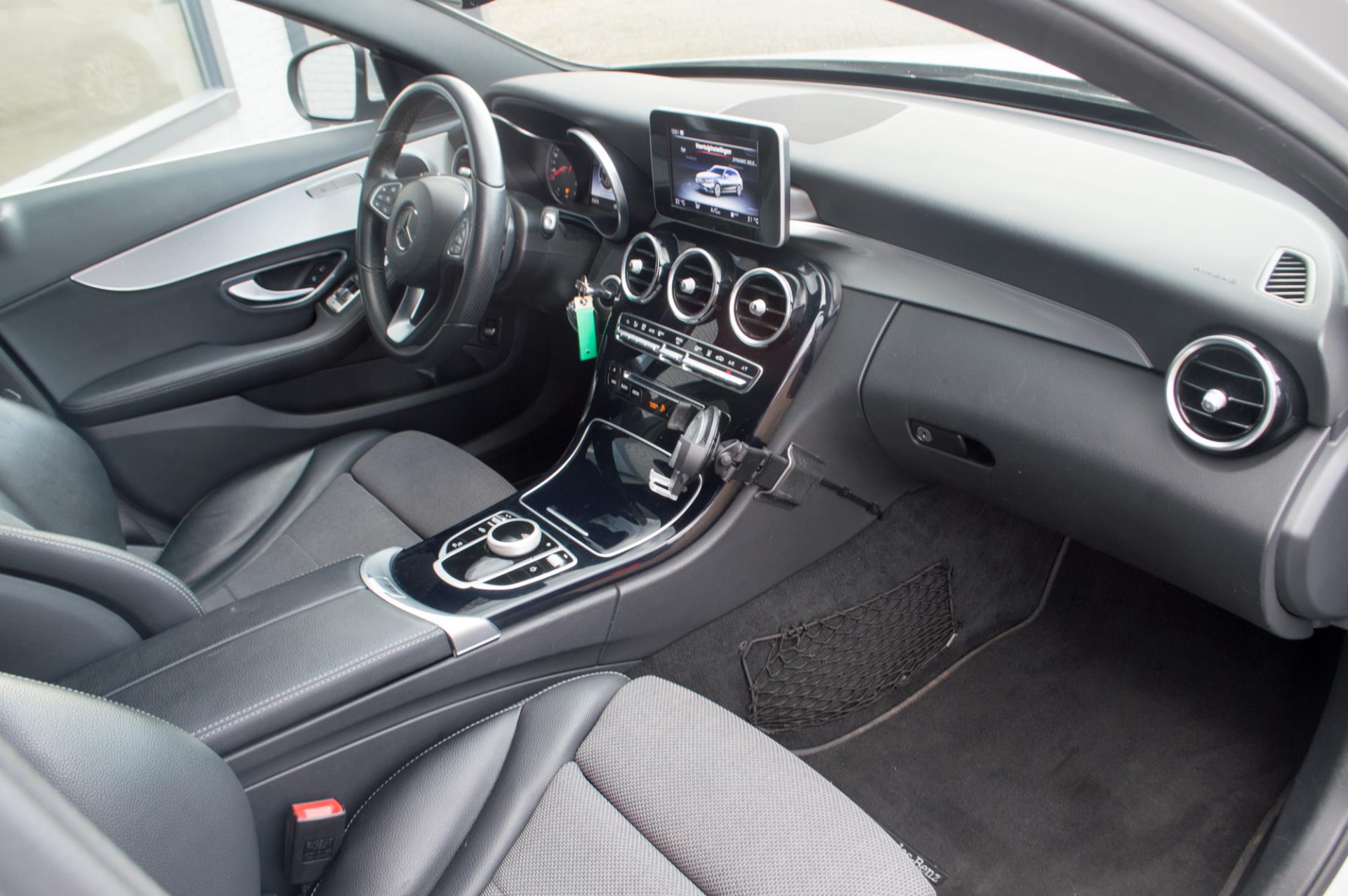 Foto van Mercedes-Benz C 350 E