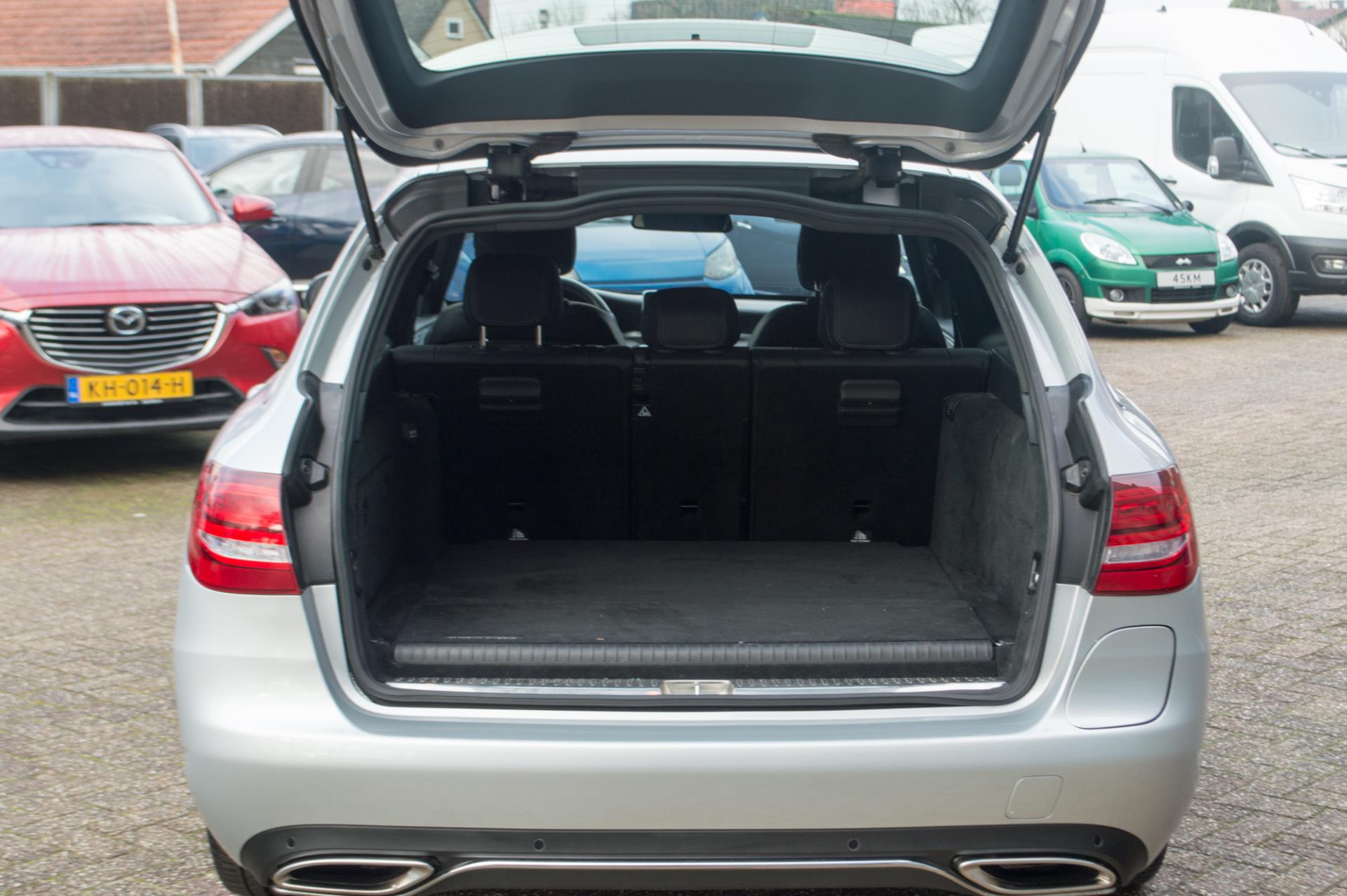 Foto van Mercedes-Benz C 350 E
