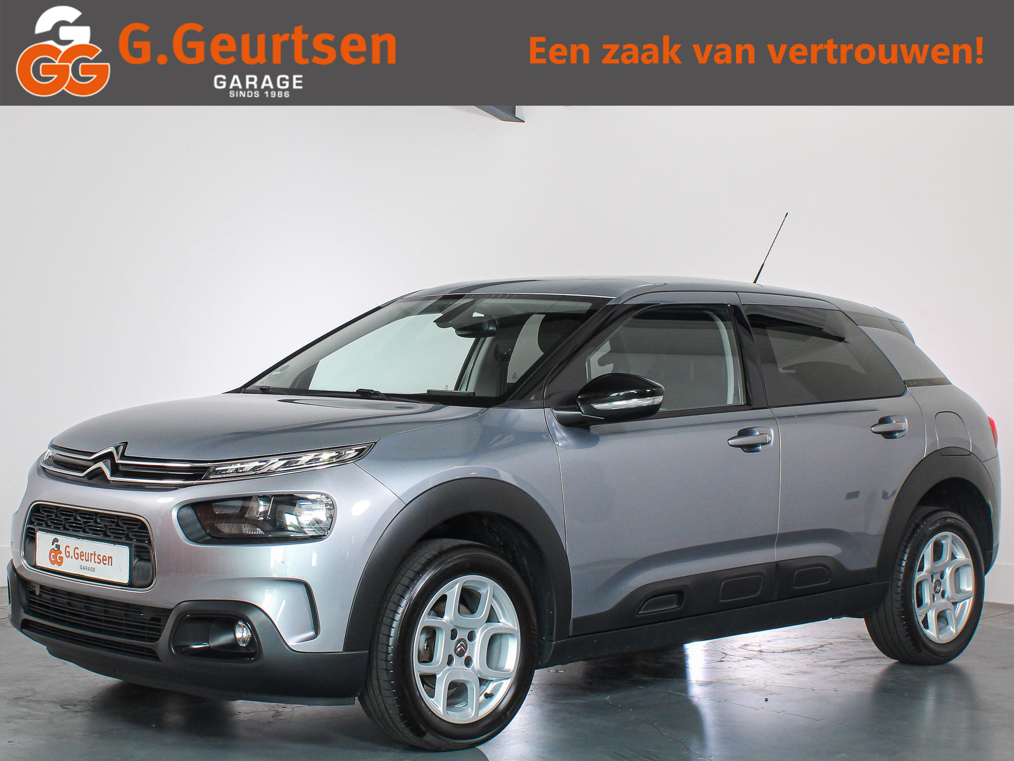 Citroen C4 Cactus 1.2 PureTech Business Plus 2020 - voorkant