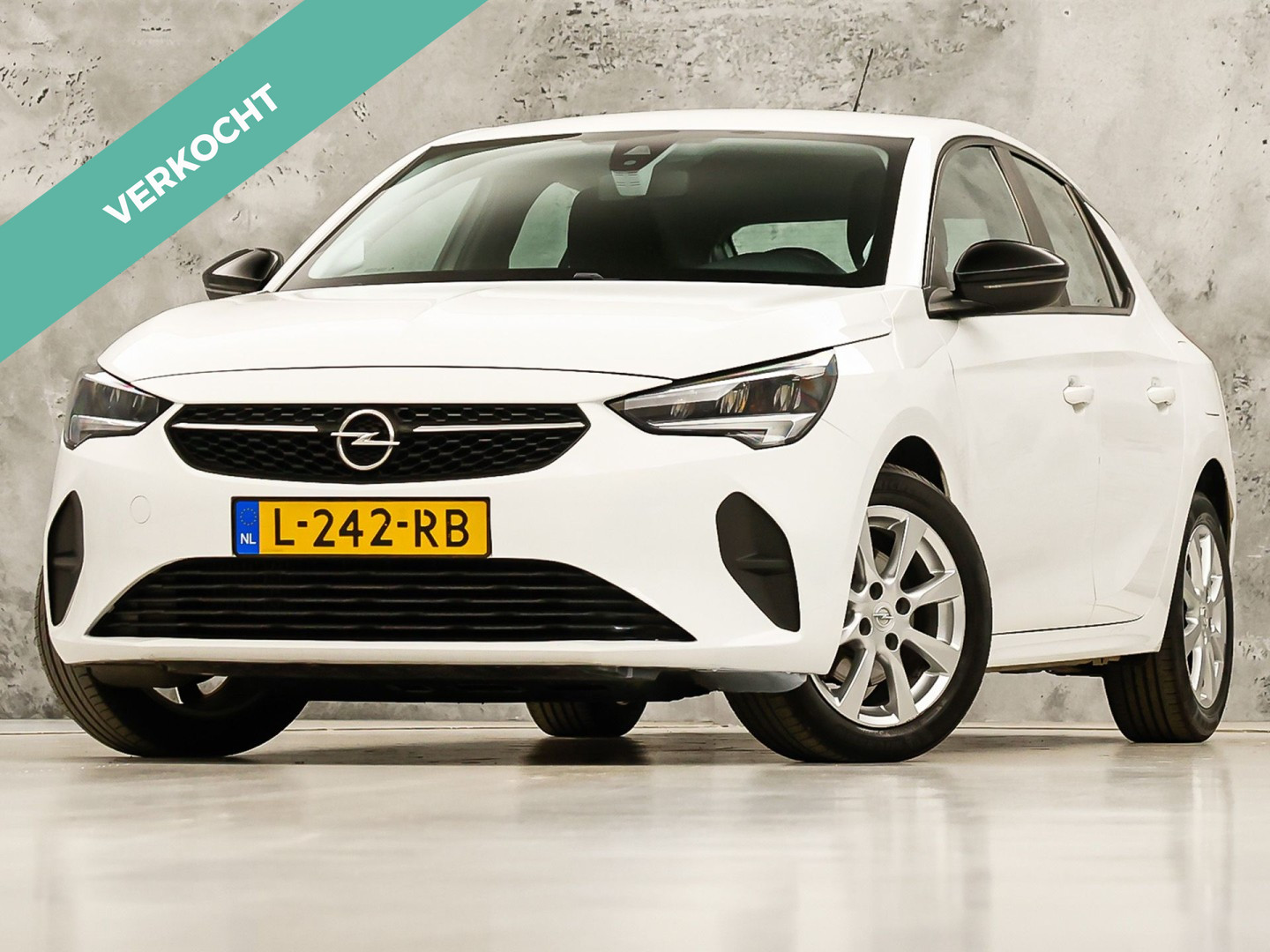 Opel Corsa 1.2 Sport 2021 - voorkant