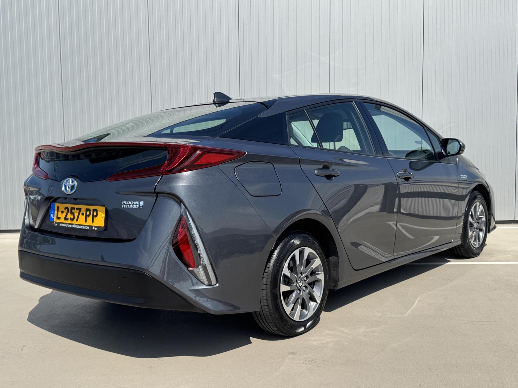 Foto van Toyota Toyota Prius PHV