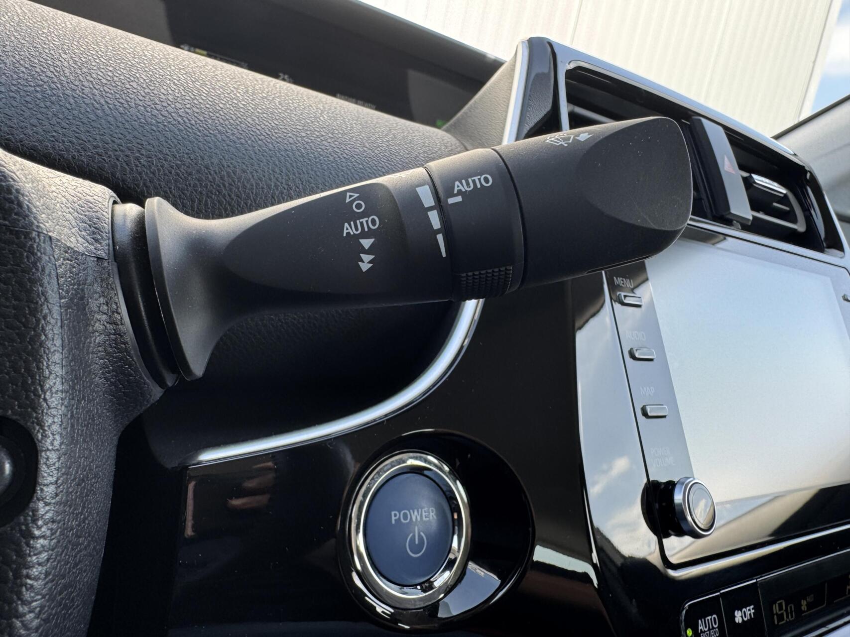 Foto van Toyota Toyota Prius PHV