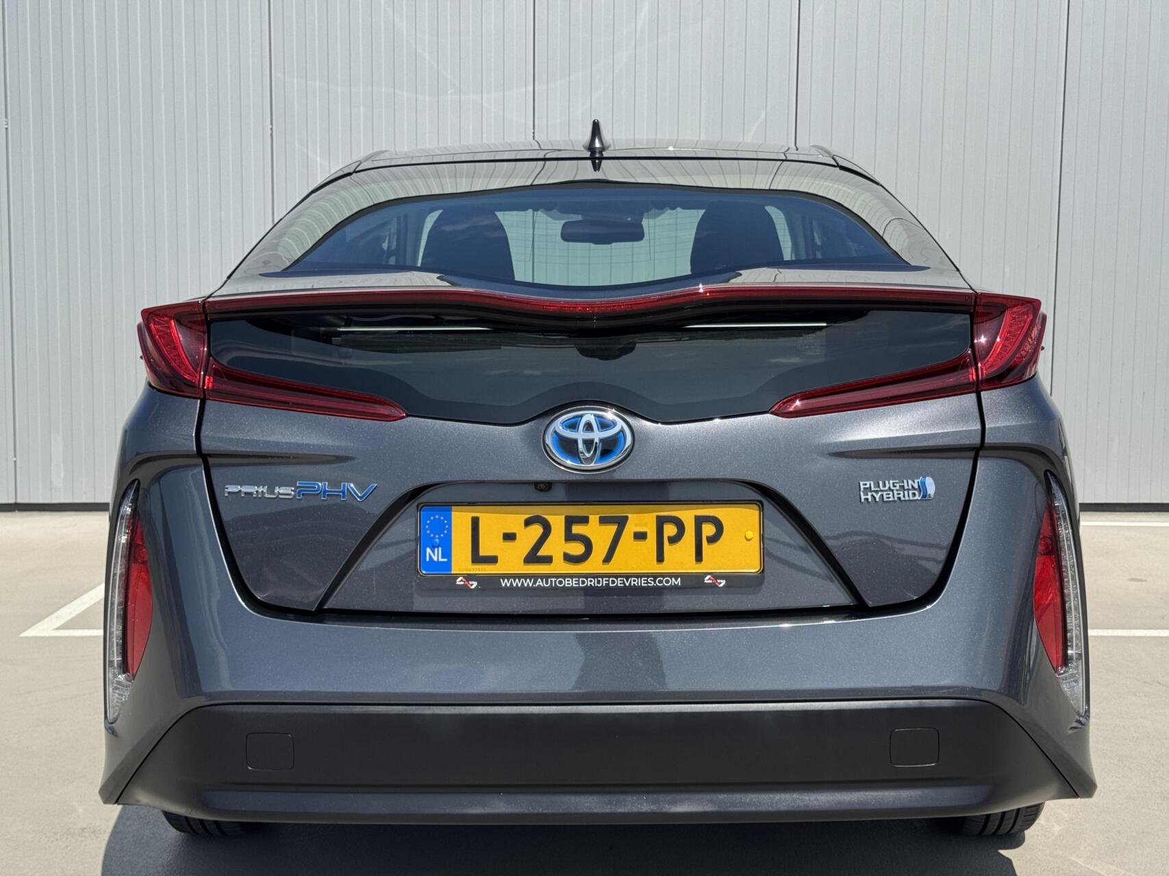 Foto van Toyota Toyota Prius PHV
