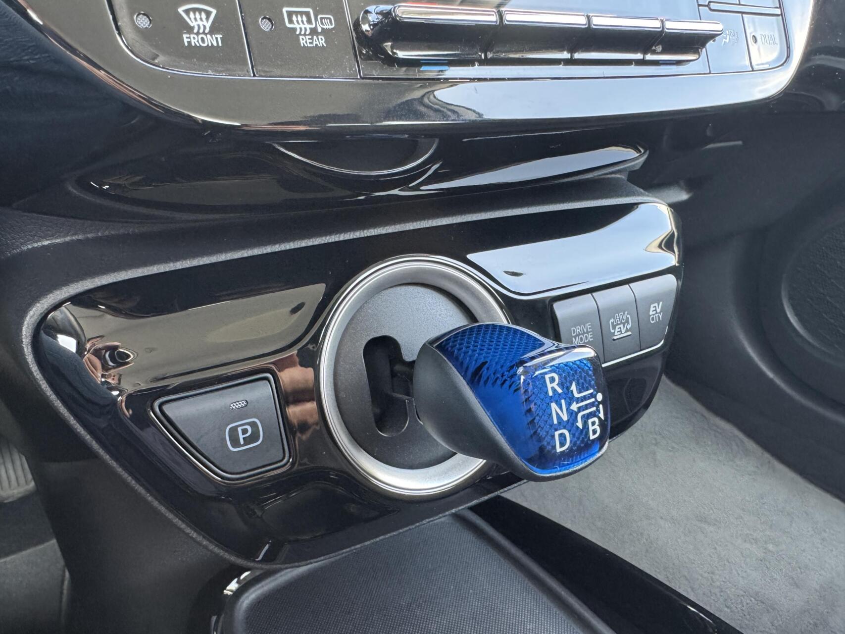 Foto van Toyota Toyota Prius PHV