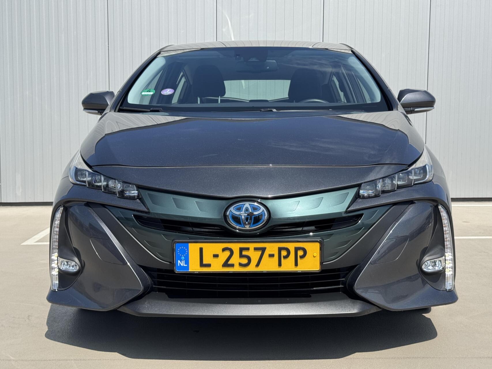 Foto van Toyota Toyota Prius PHV