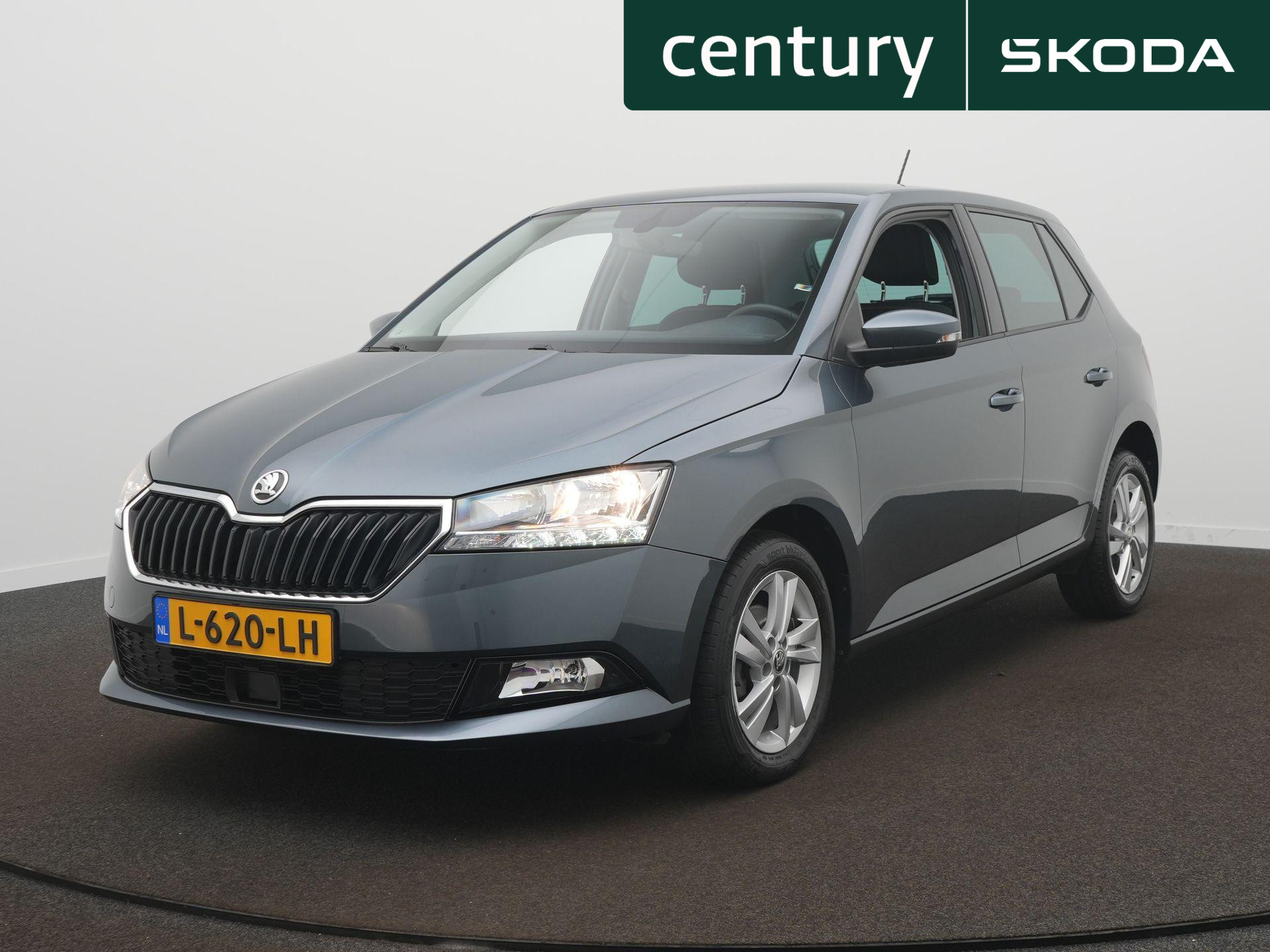 Skoda Fabia 1.0 TSI Ambition 2021 - voorkant