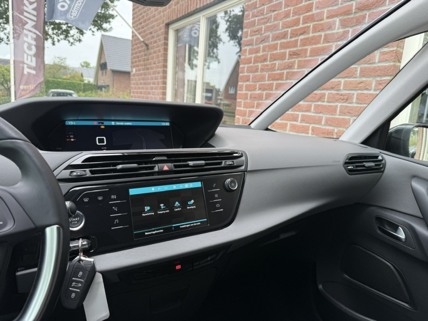 Foto van Citroen C4 Spacetourer