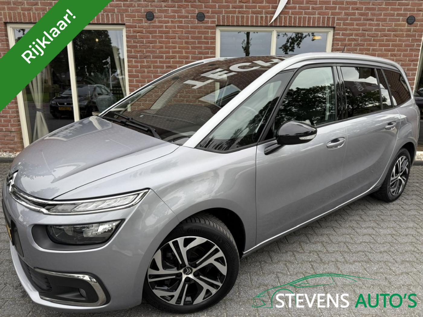 Citroen C4 Spacetourer 1.2 PureTech Bns 7-persoons NAVI / CARPLAY / DAB+ / ANDROID / LMV / ISOFIX 2021 - voorkant