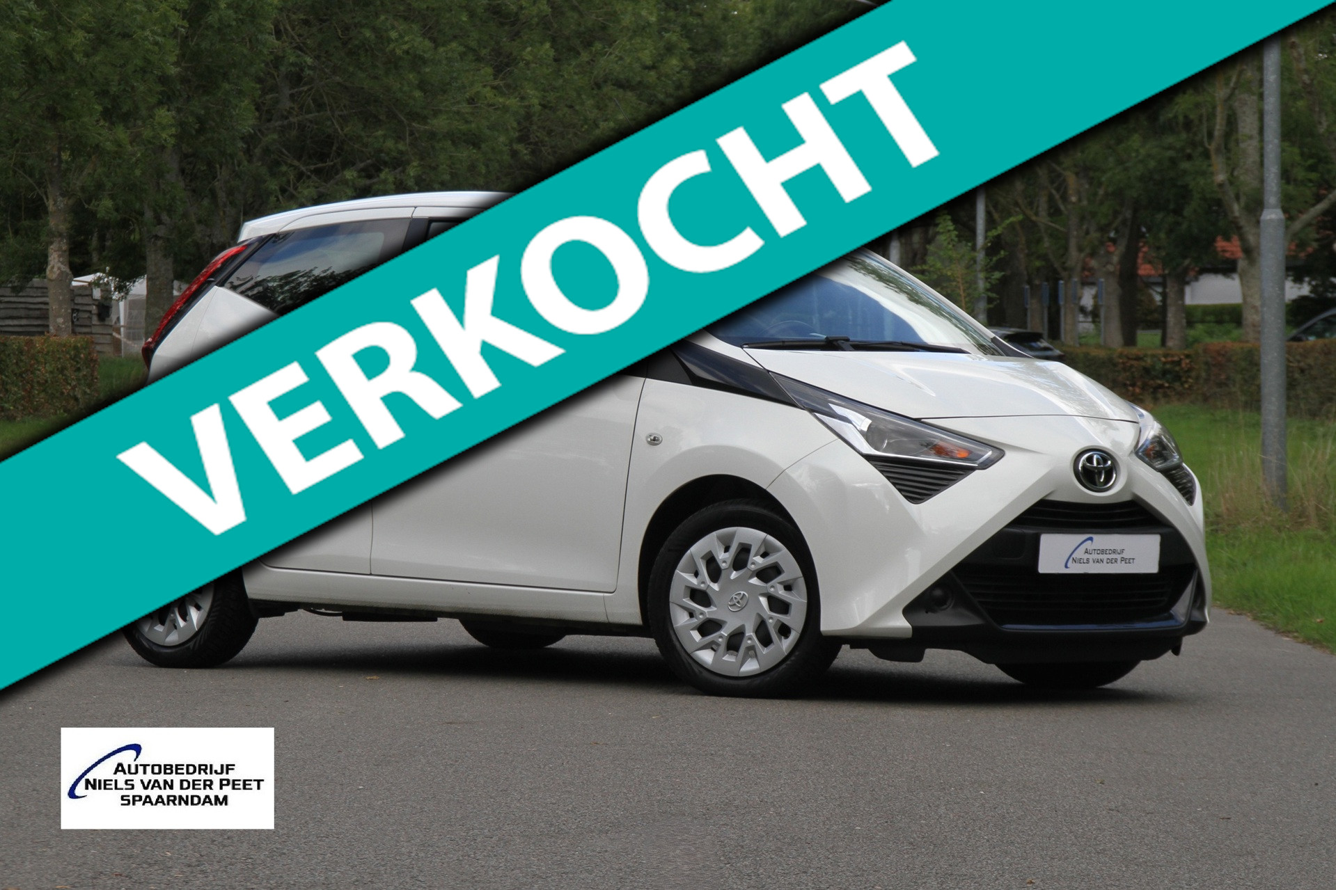 Toyota Toyota Aygo 1.0 VVT-i x-play / Van 1e eigenaar / Apple Carplay en Android Auto / Achteruitrijcamera / Airco / enz. 2021 - voorkant