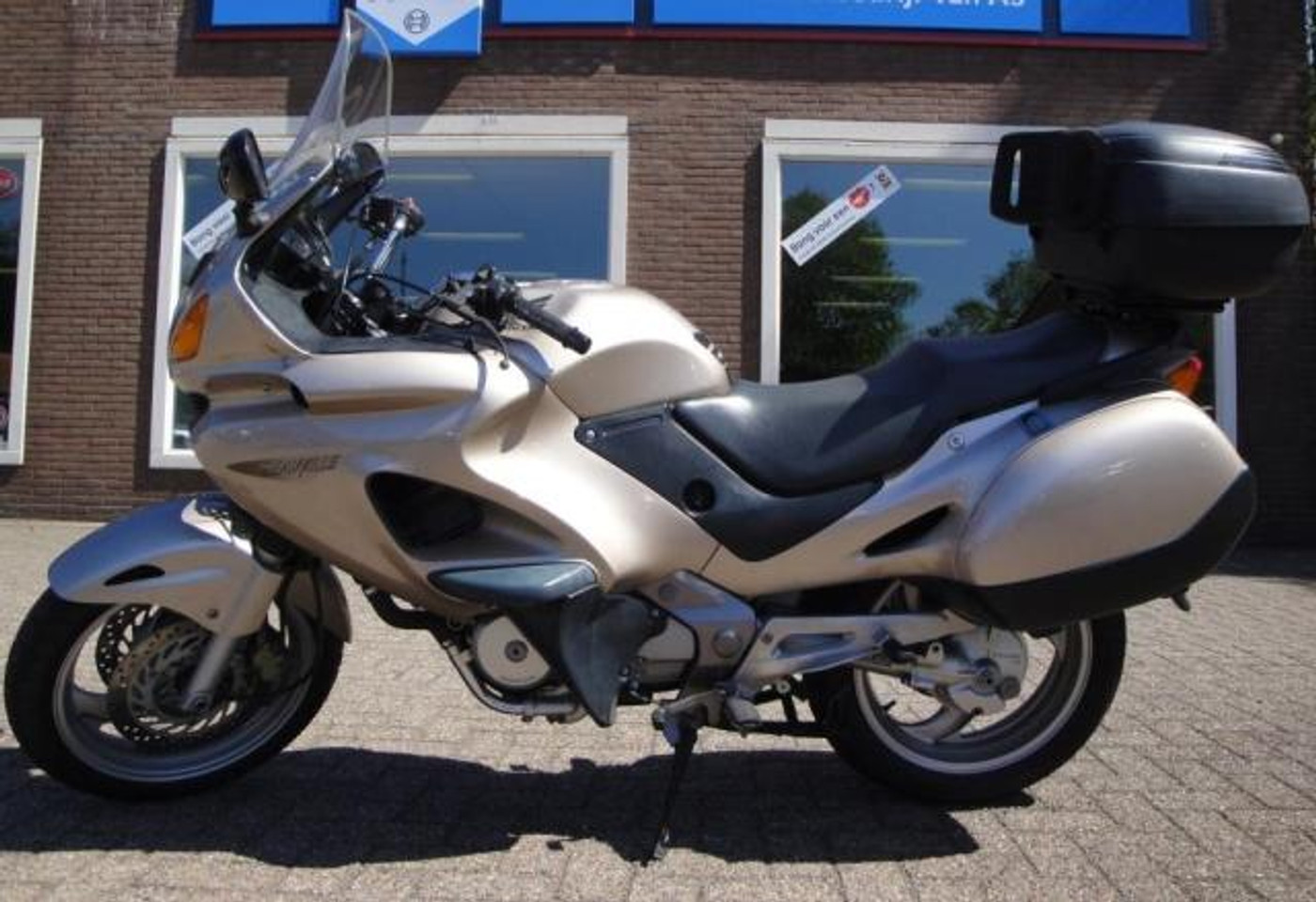 Foto van Honda Rc47