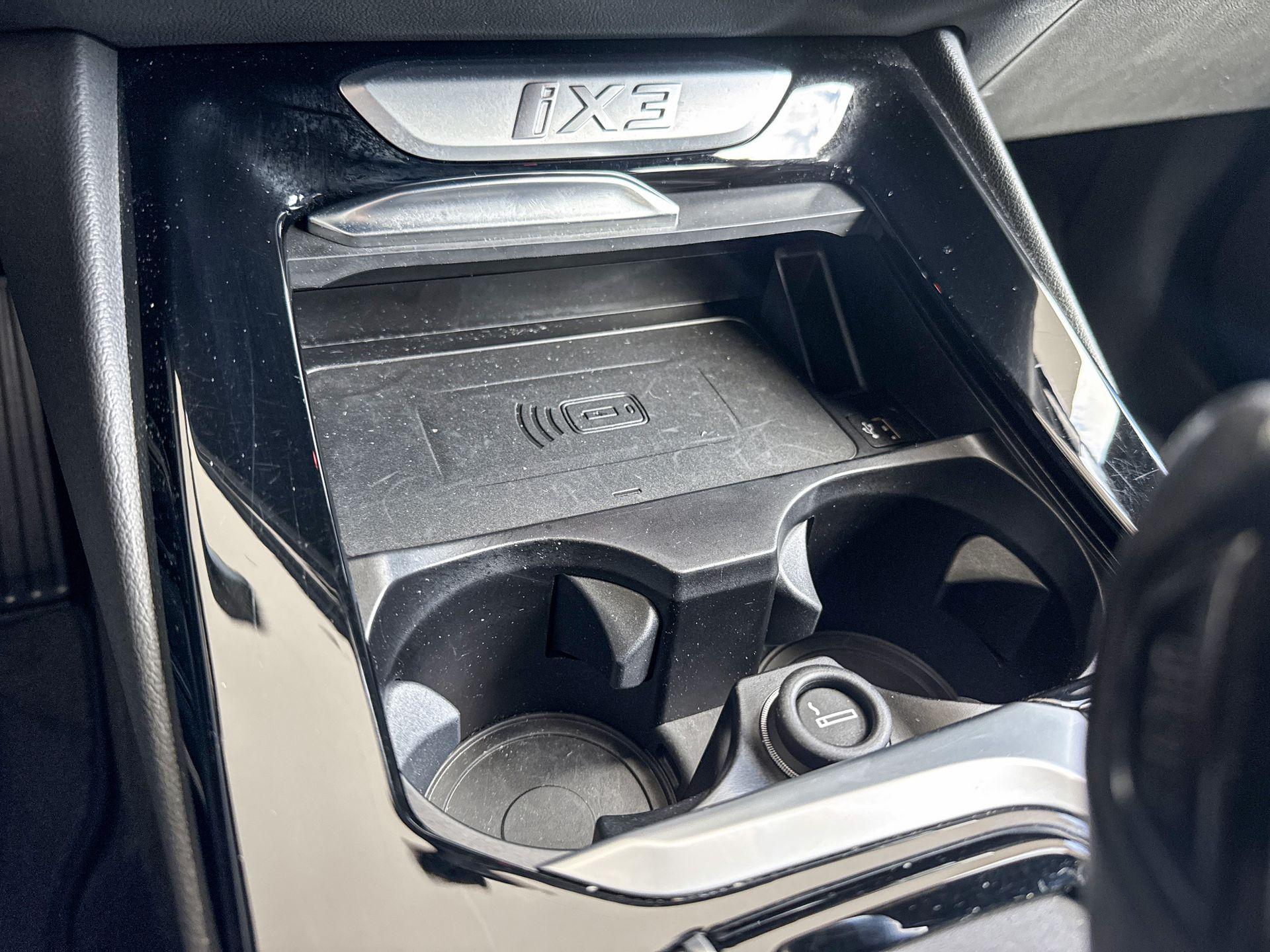 Foto van BMW Ix3