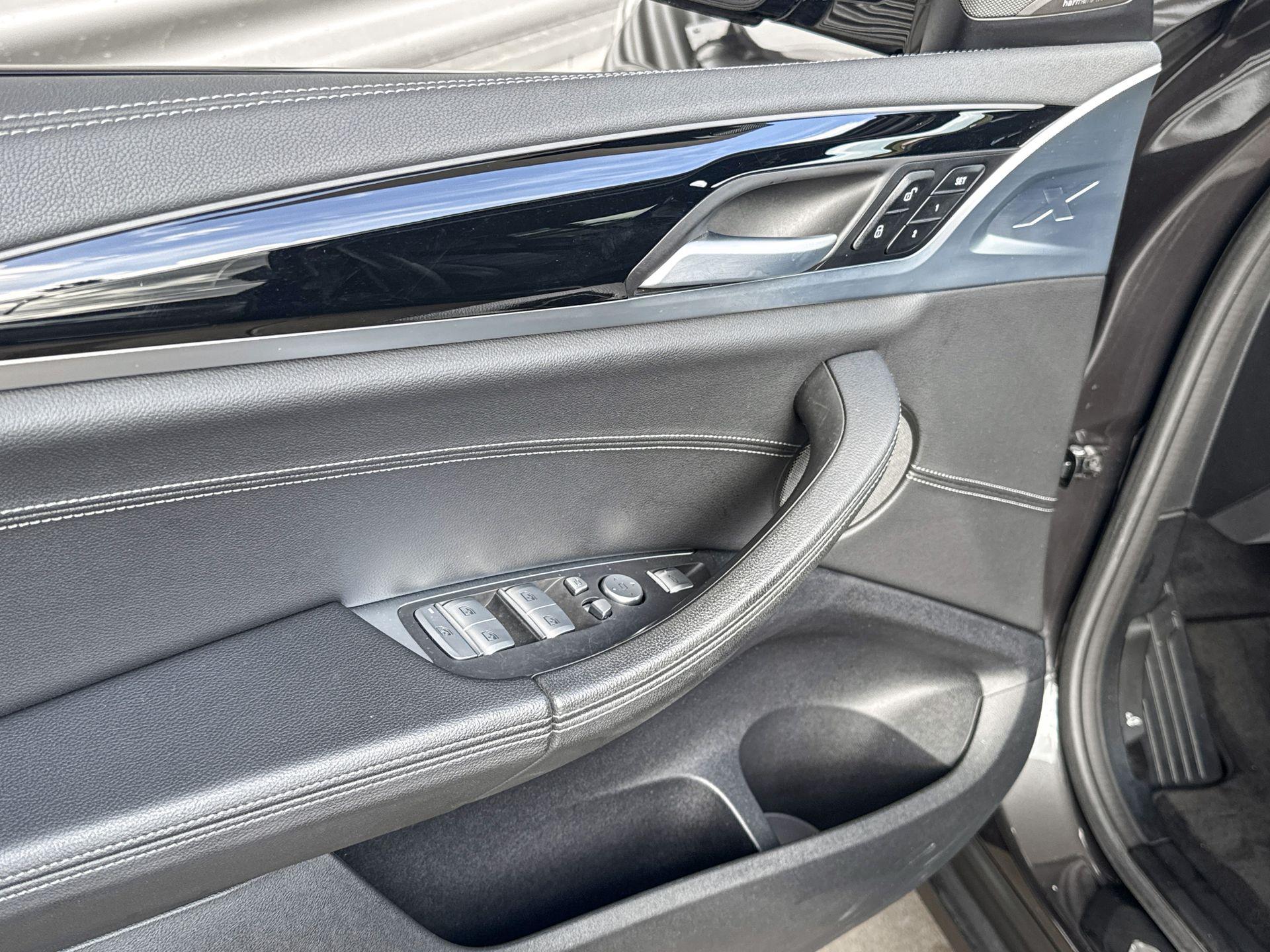 Foto van BMW Ix3