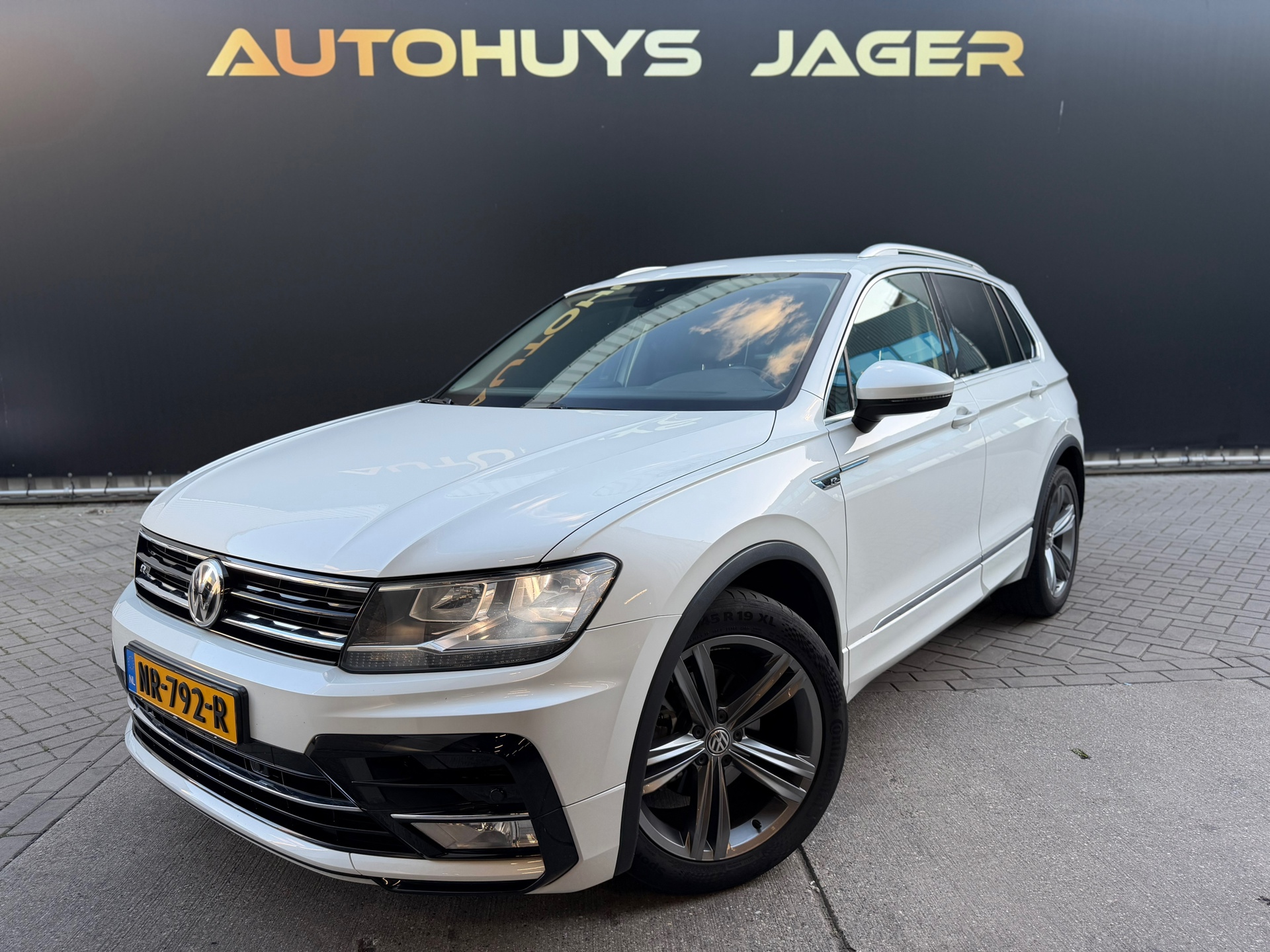 Volkswagen Tiguan 1.4 TSI ACT Comfortline Business R 2017 - voorkant