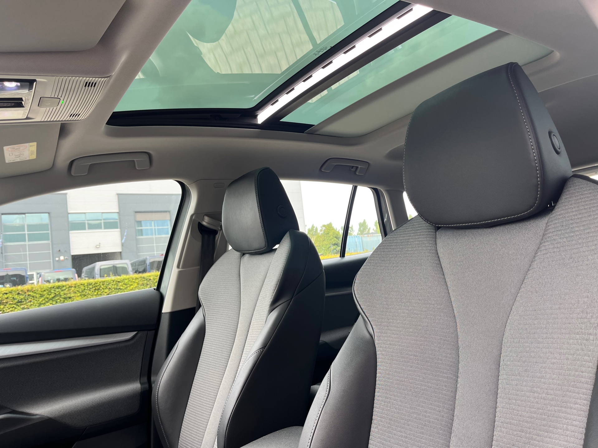 Foto van Skoda Enyaq 80
